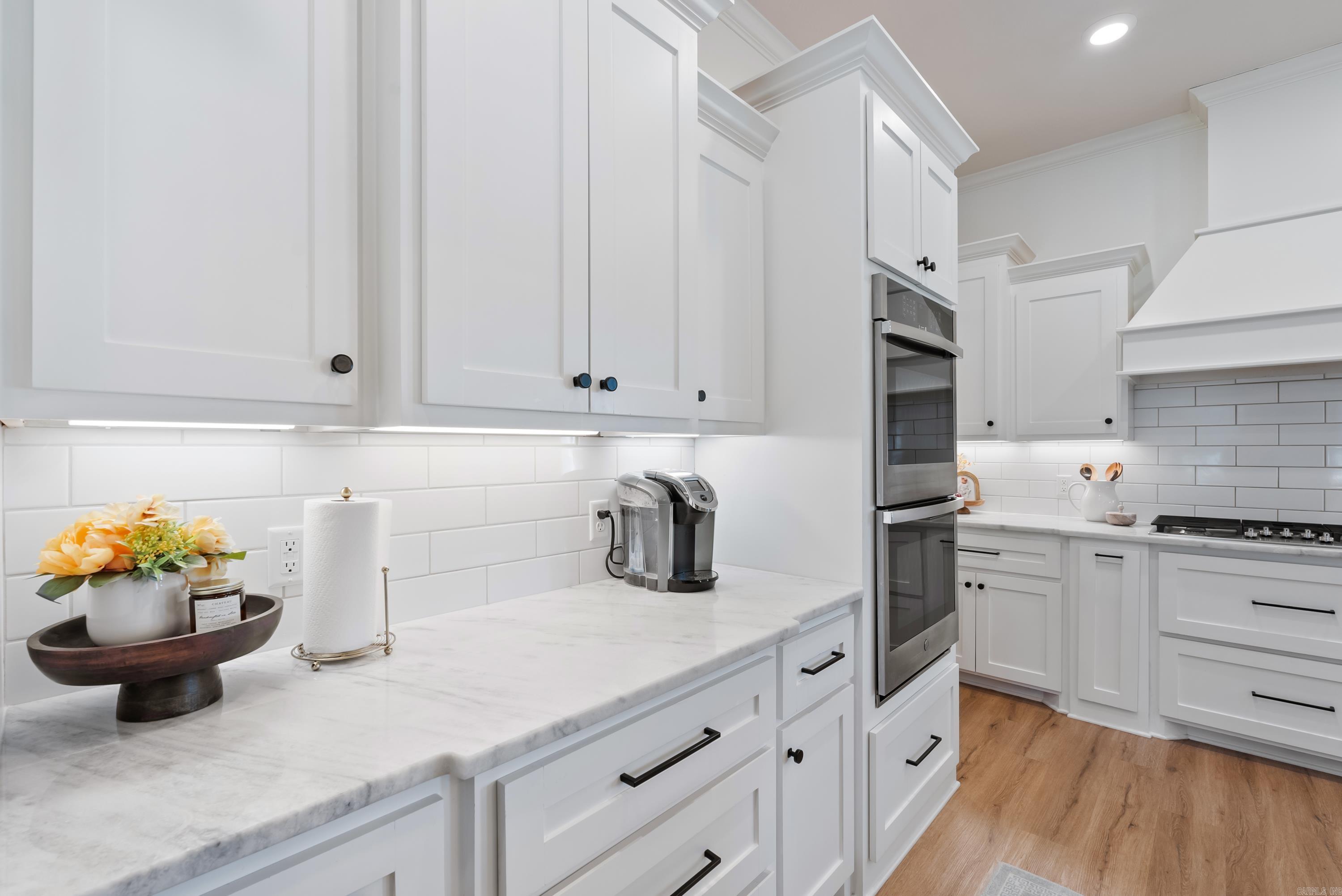 SOUTHERN MANOR - Residential