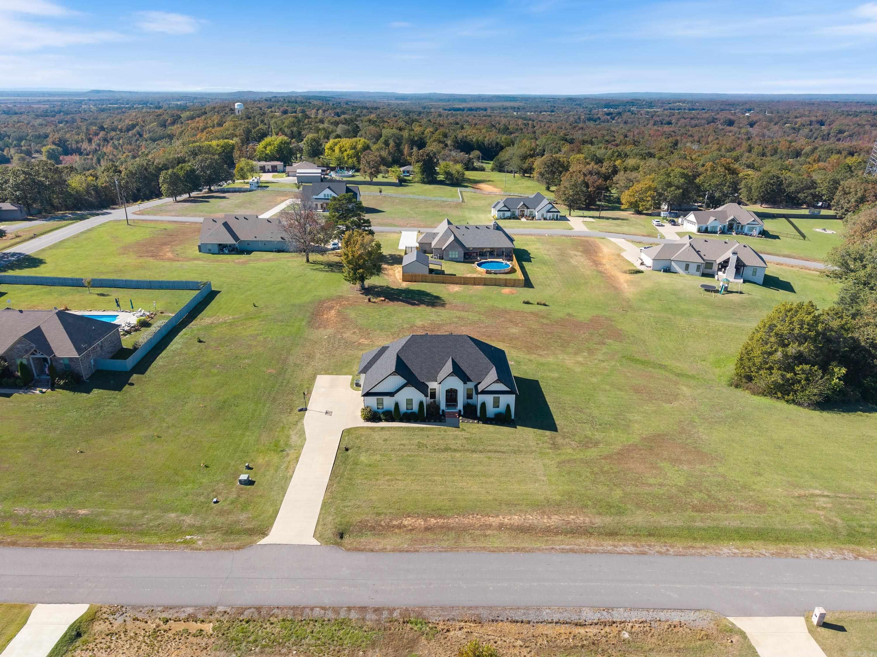 SOUTHERN MANOR - Residential