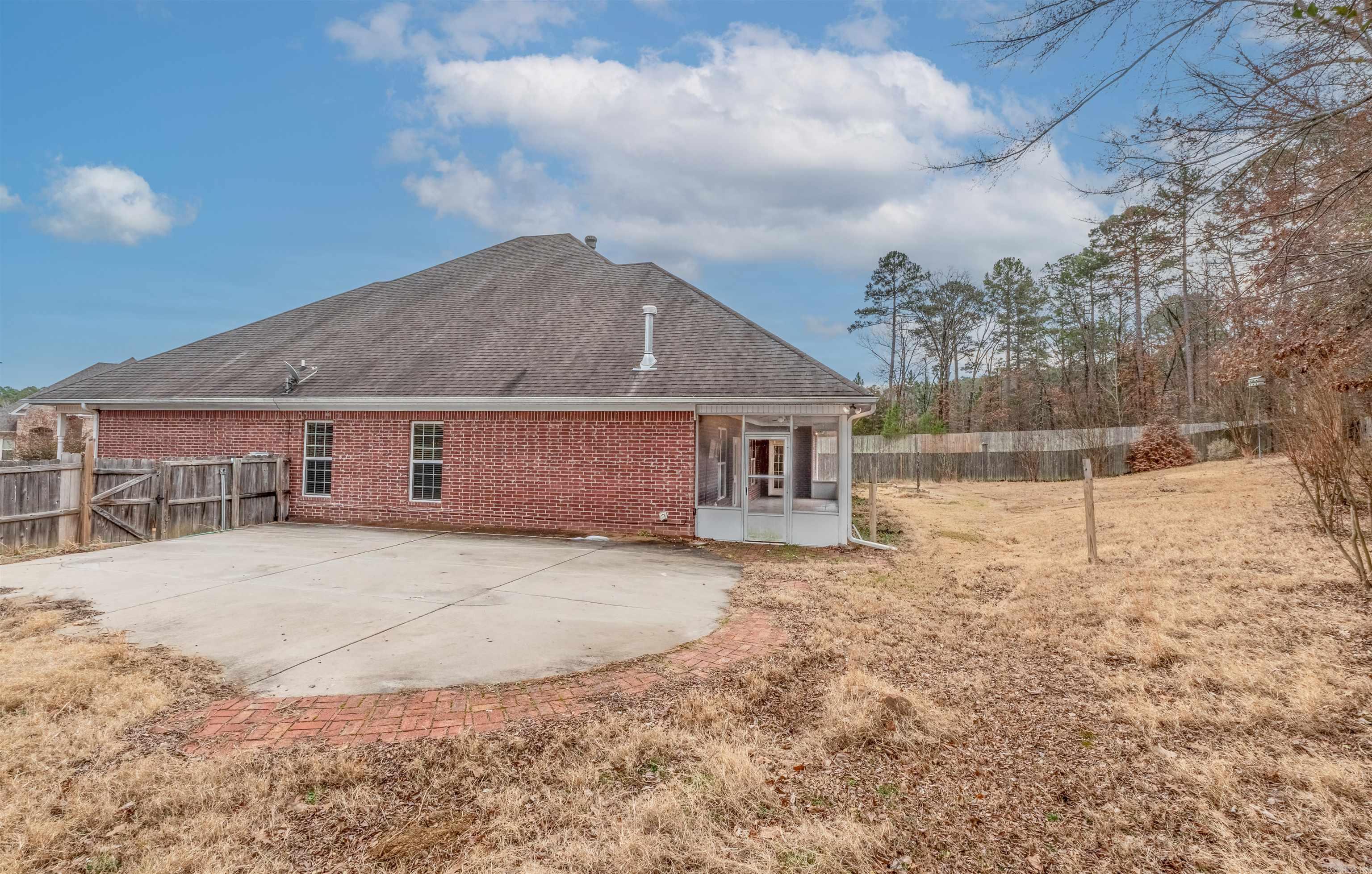 FOREST VALLEY - Residential