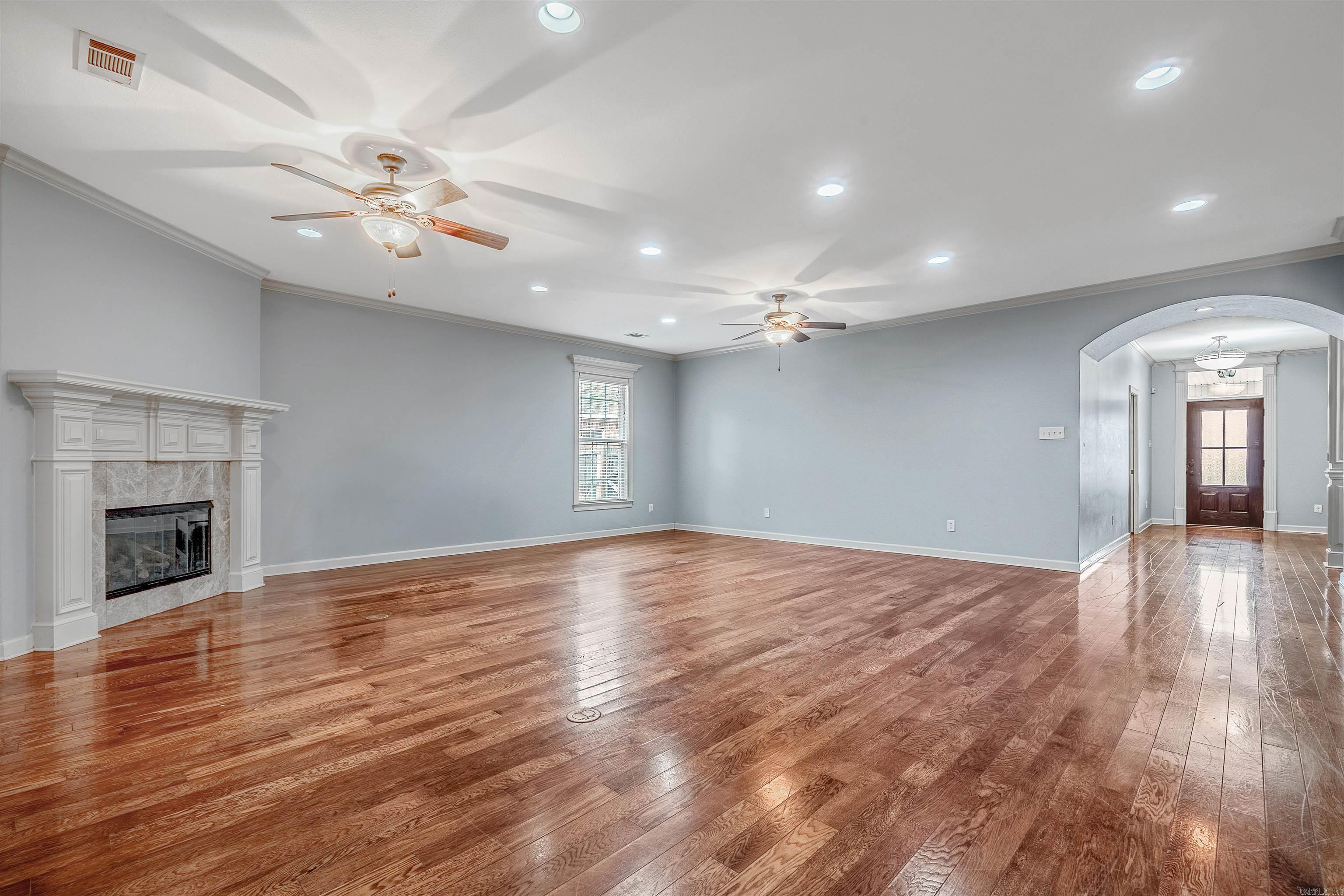 FOREST VALLEY - Residential