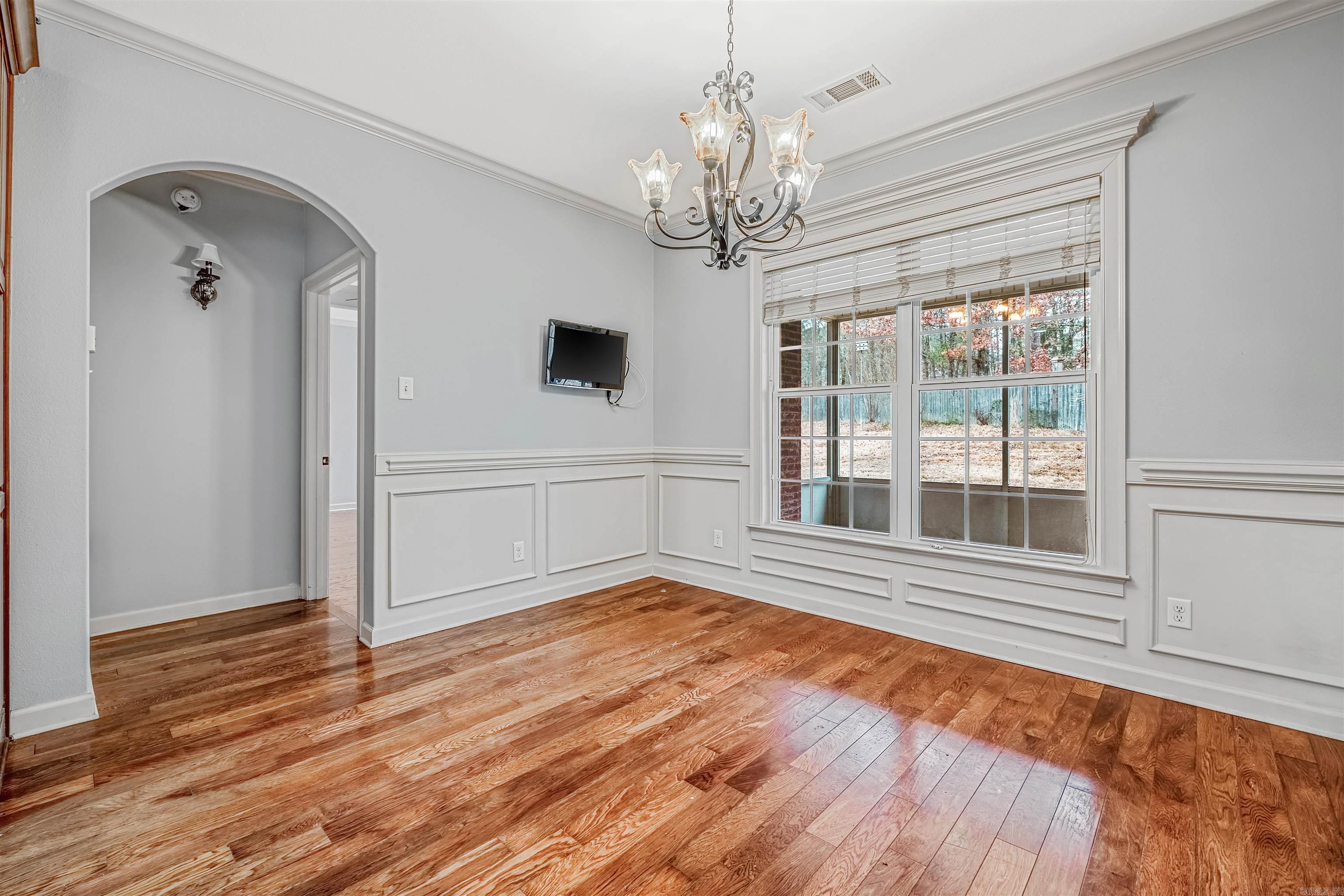 FOREST VALLEY - Residential