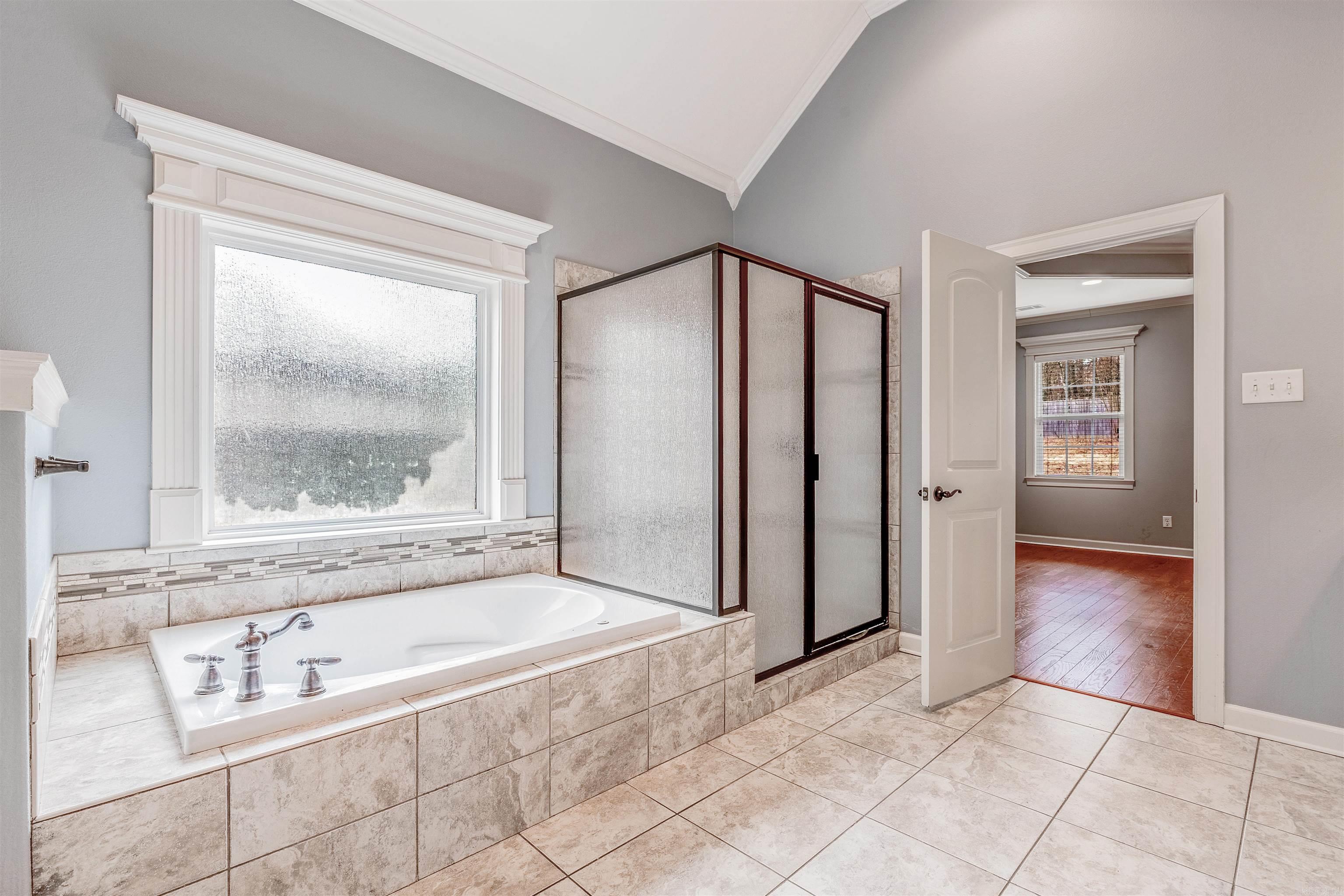 FOREST VALLEY - Residential