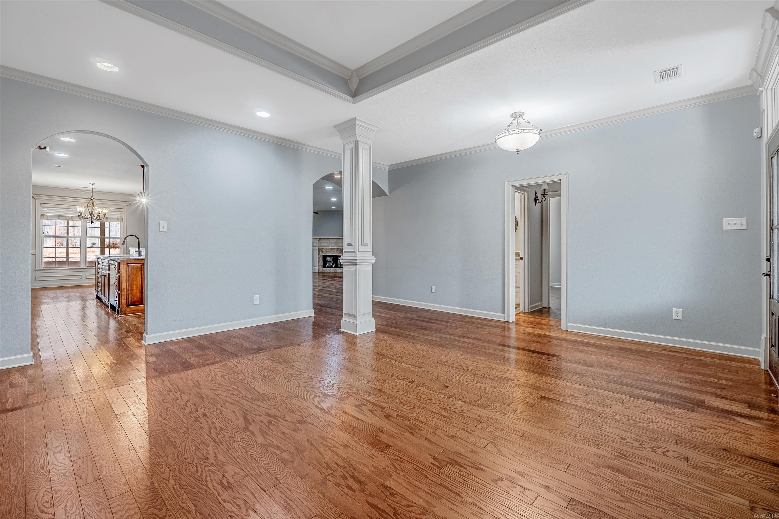 FOREST VALLEY - Residential