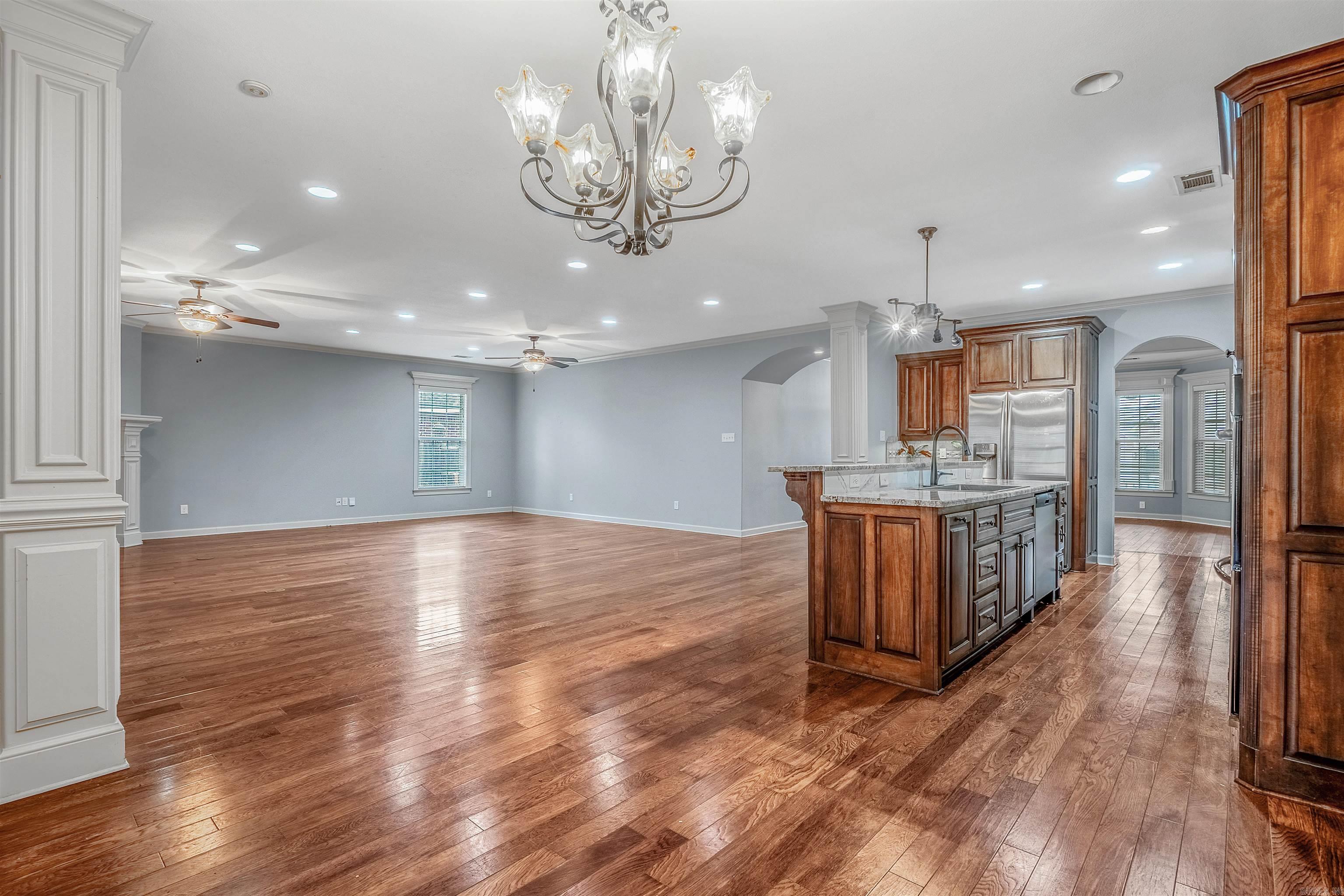 FOREST VALLEY - Residential