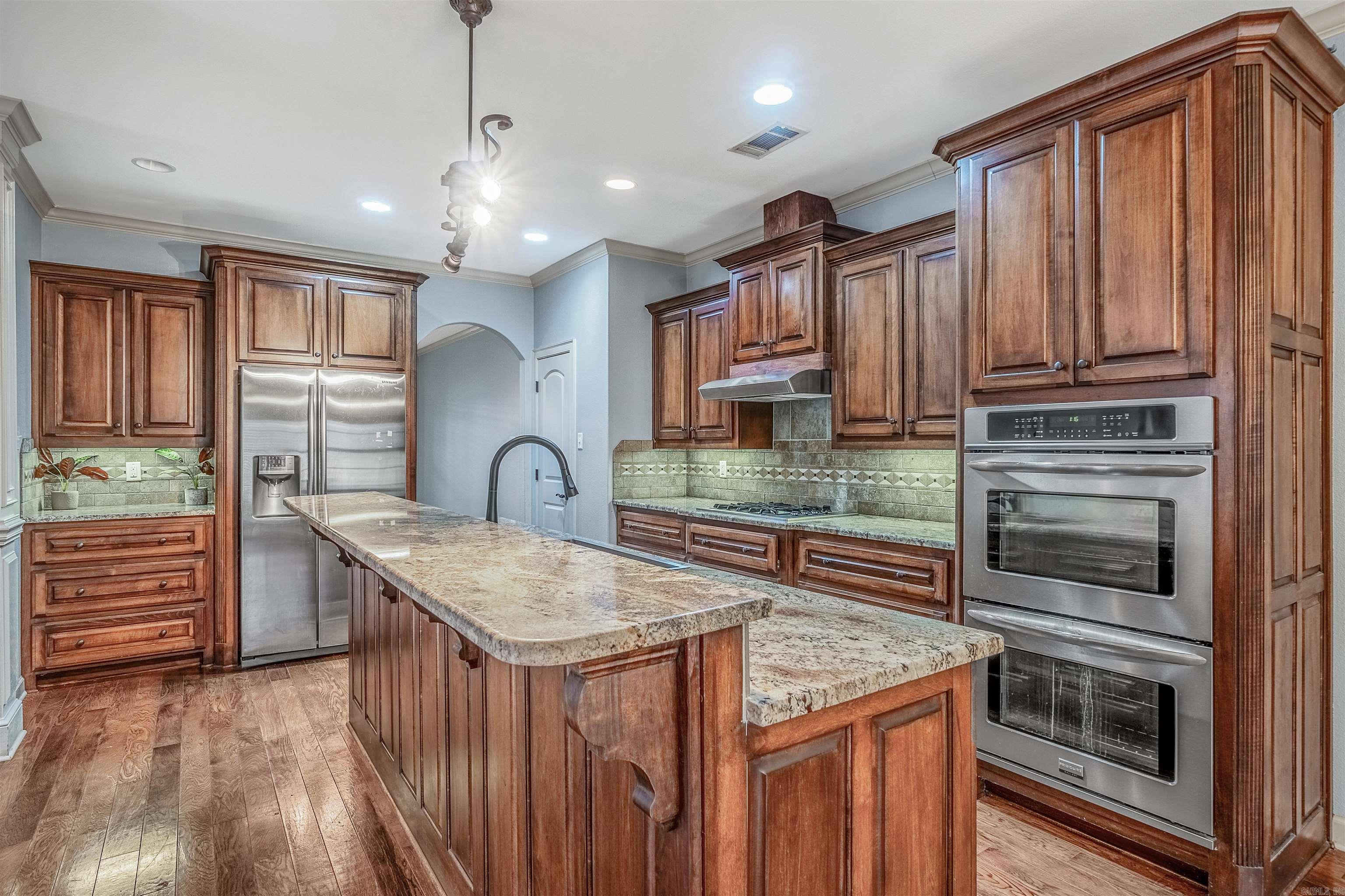 FOREST VALLEY - Residential