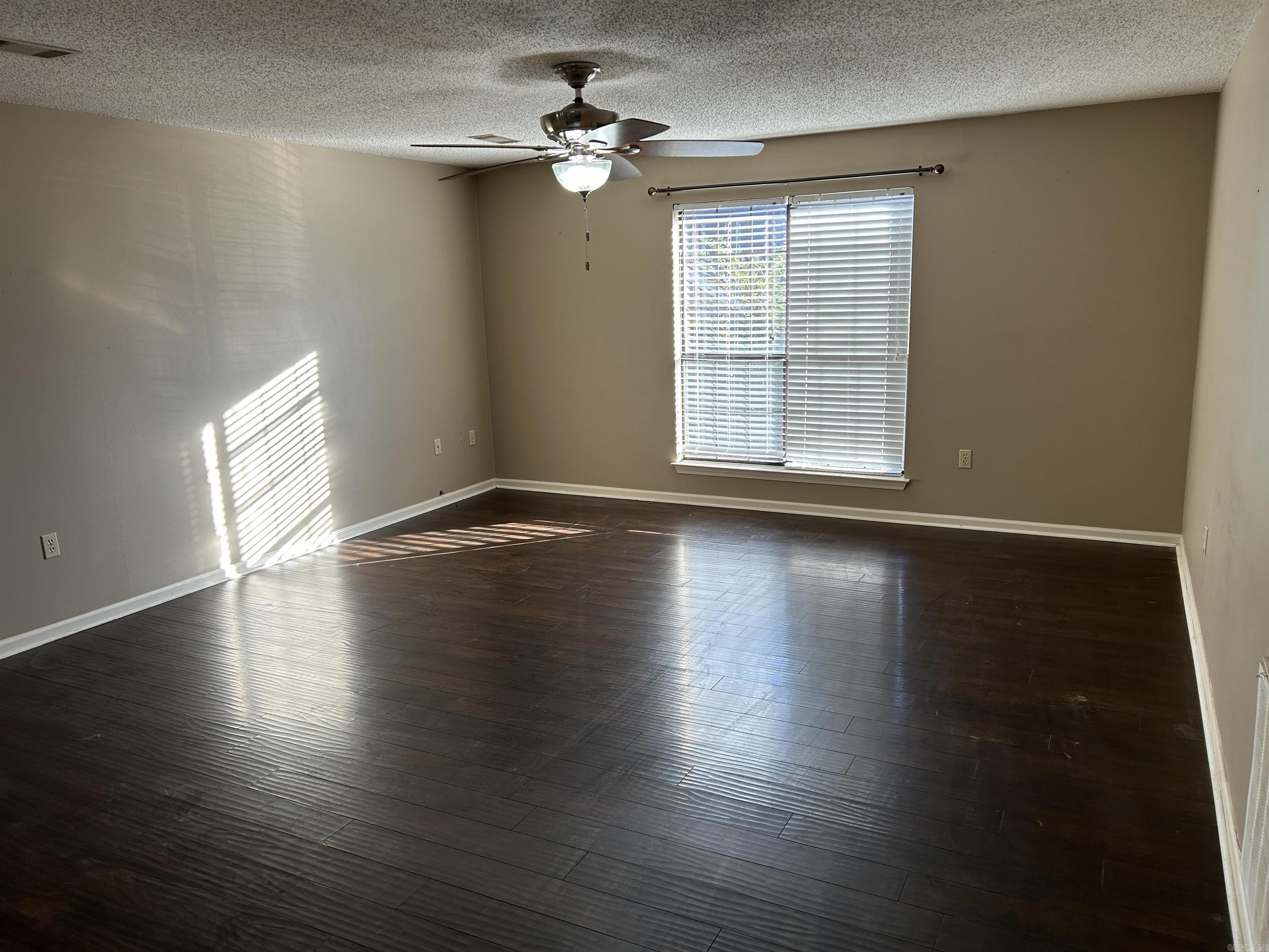 SUMMERCHASE - Residential