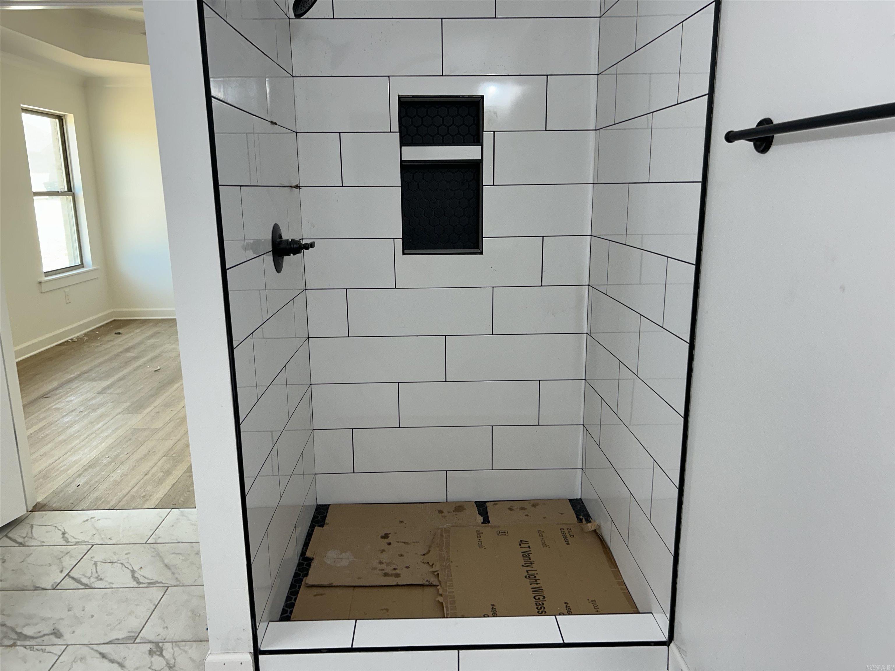 JAXON TERRACE - Residential