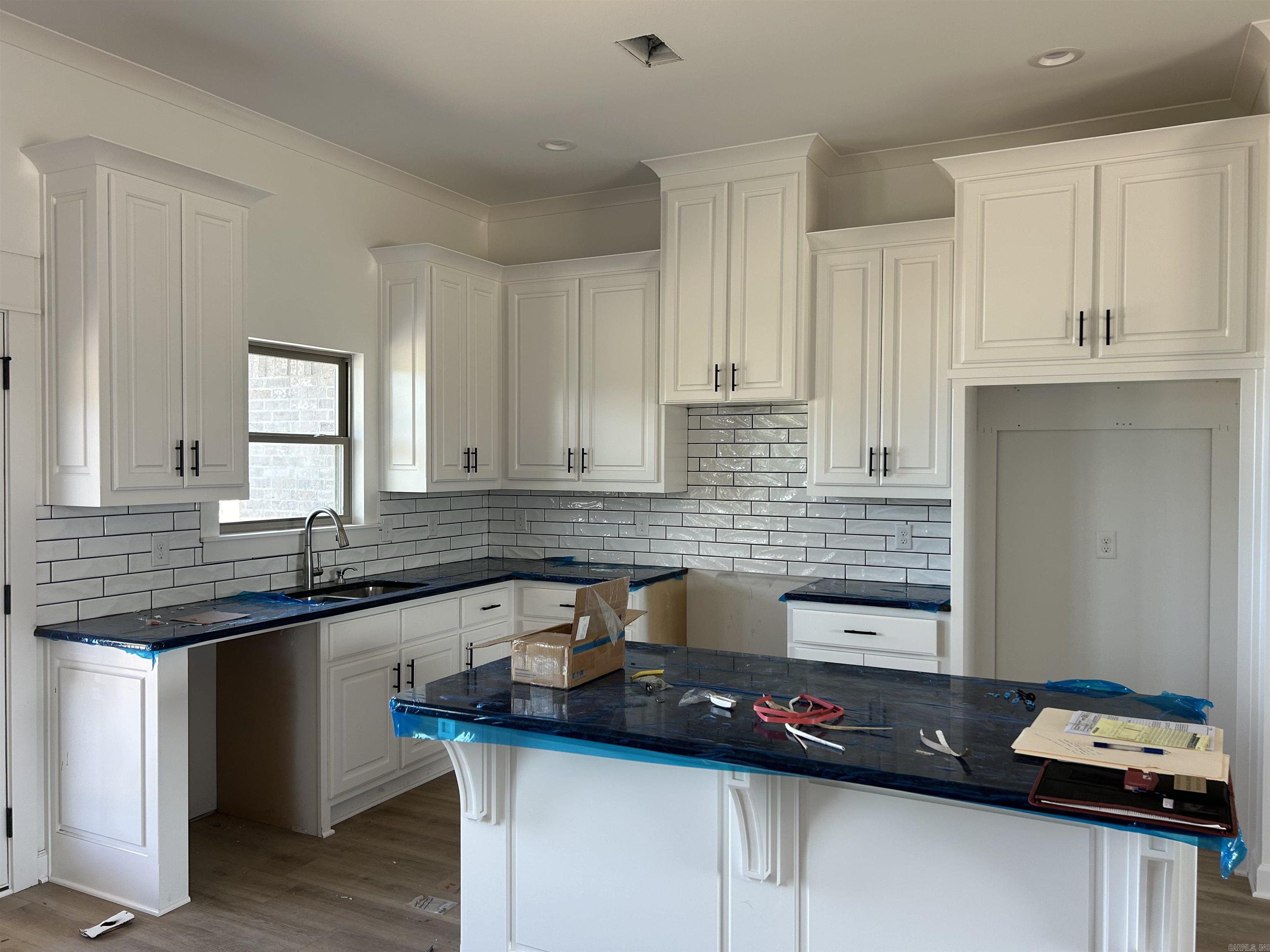 JAXON TERRACE - Residential