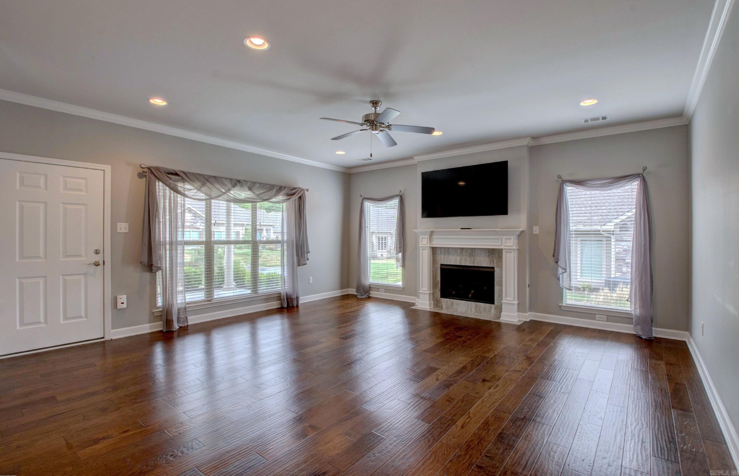 MOUNTAIN TERRACE ESTATES TOWNHOM - Residential