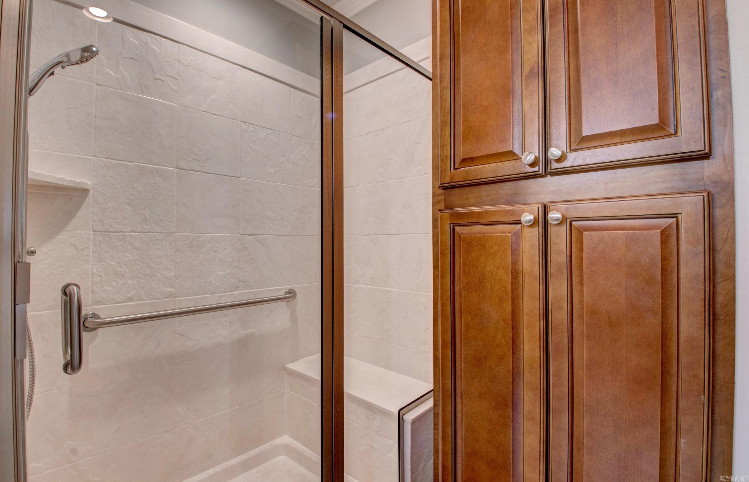 MOUNTAIN TERRACE ESTATES TOWNHOM - Residential