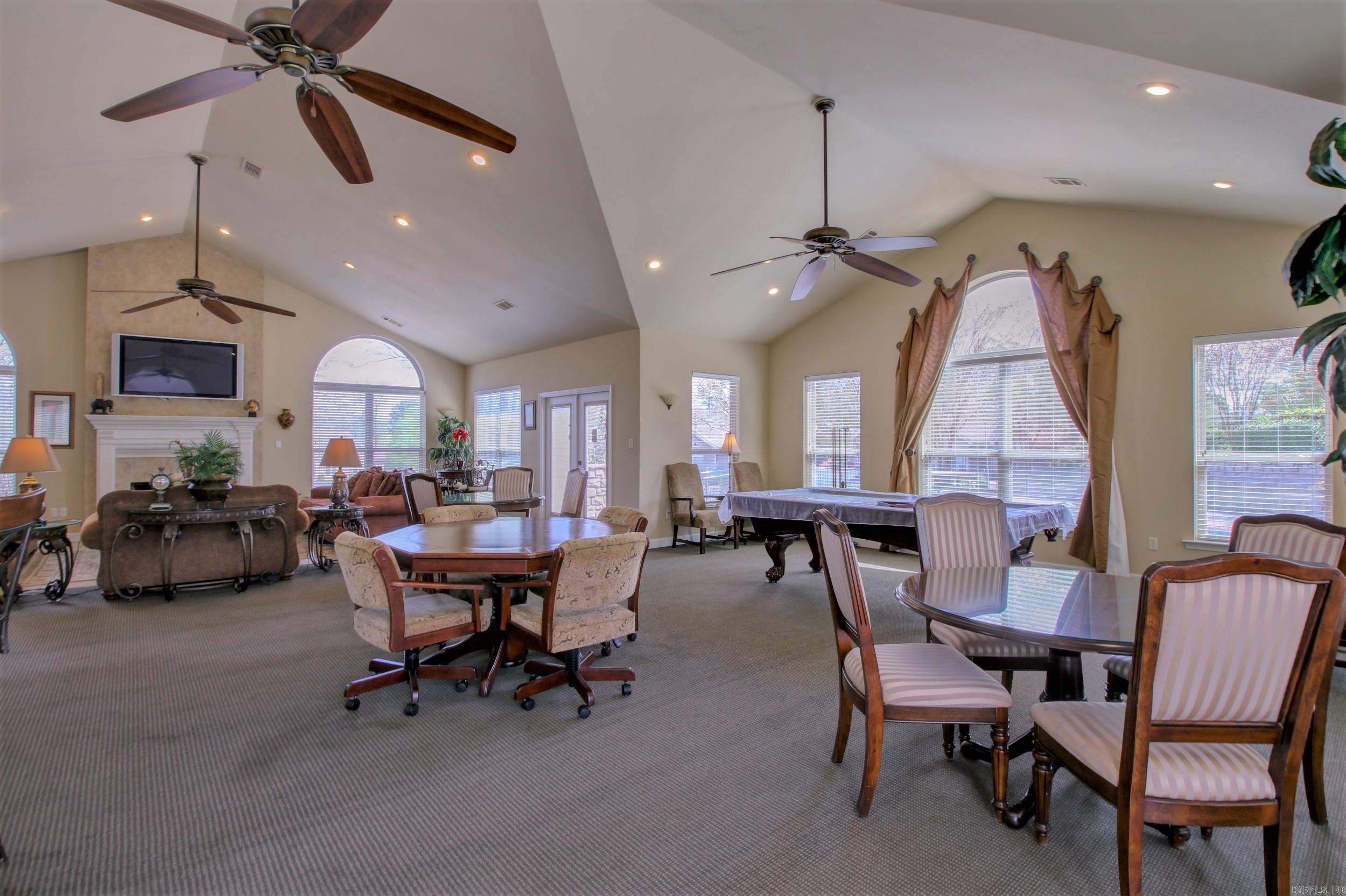 MOUNTAIN TERRACE ESTATES TOWNHOM - Residential