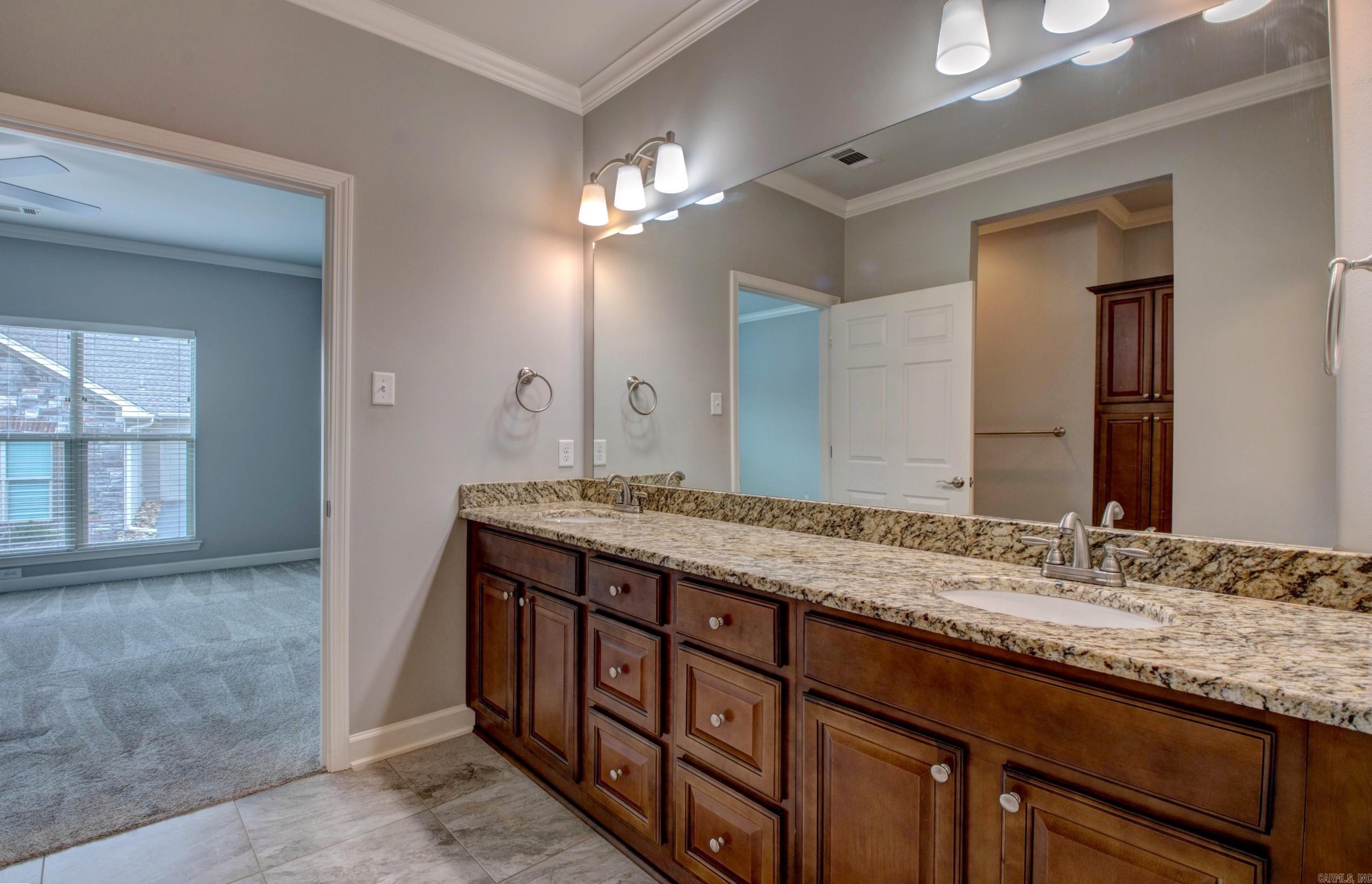 MOUNTAIN TERRACE ESTATES TOWNHOM - Residential