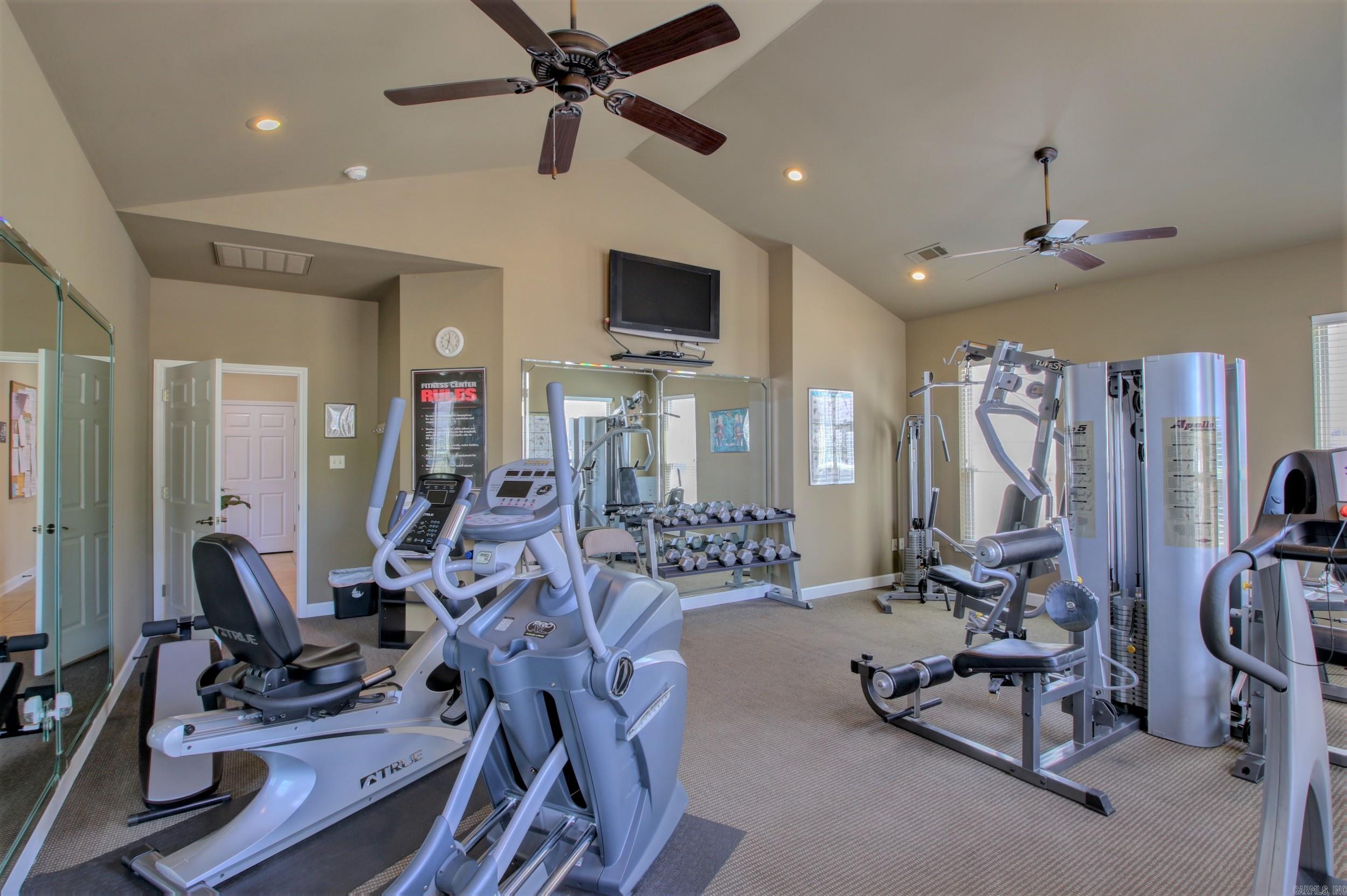 MOUNTAIN TERRACE ESTATES TOWNHOM - Residential