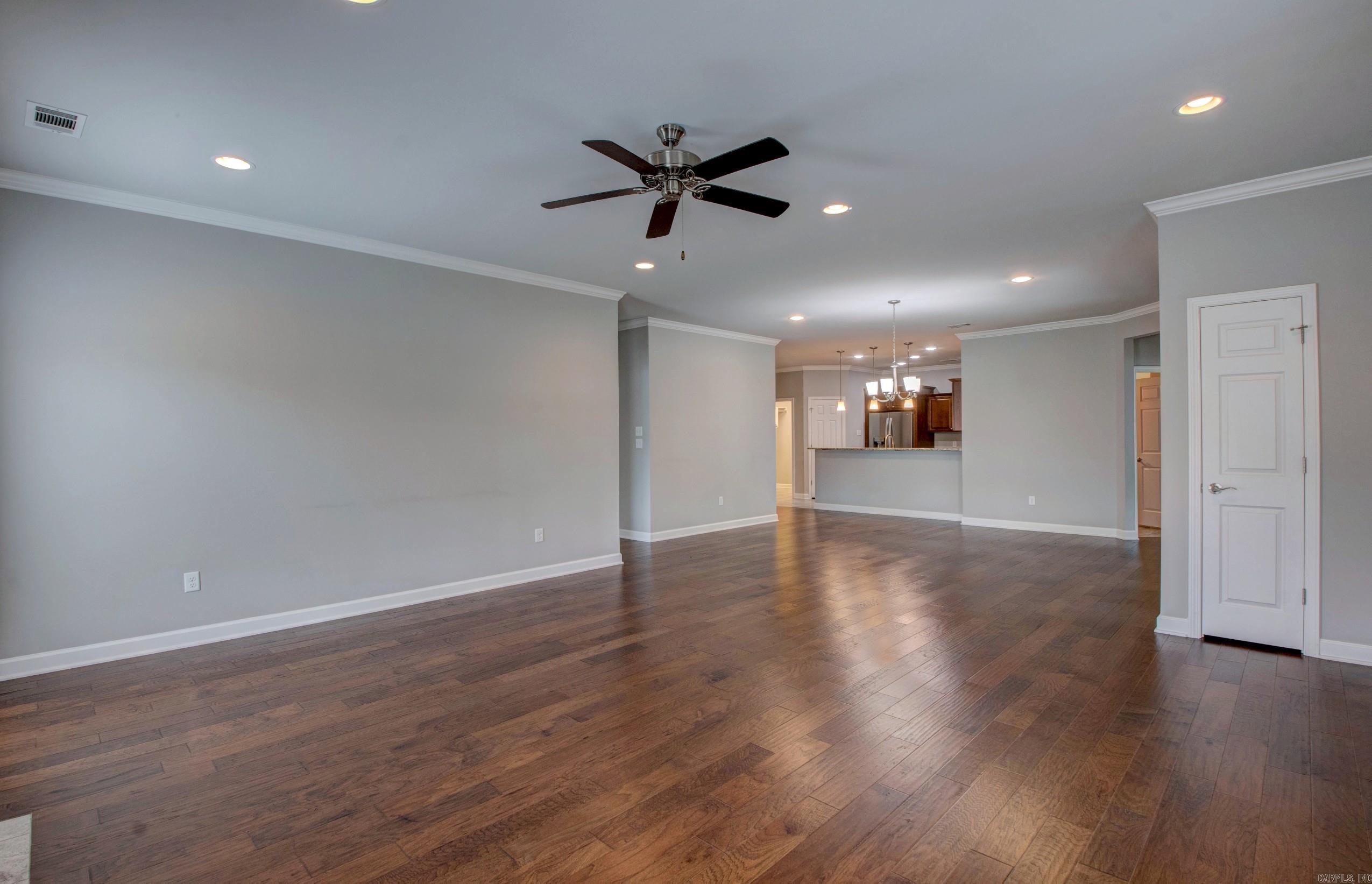 MOUNTAIN TERRACE ESTATES TOWNHOM - Residential