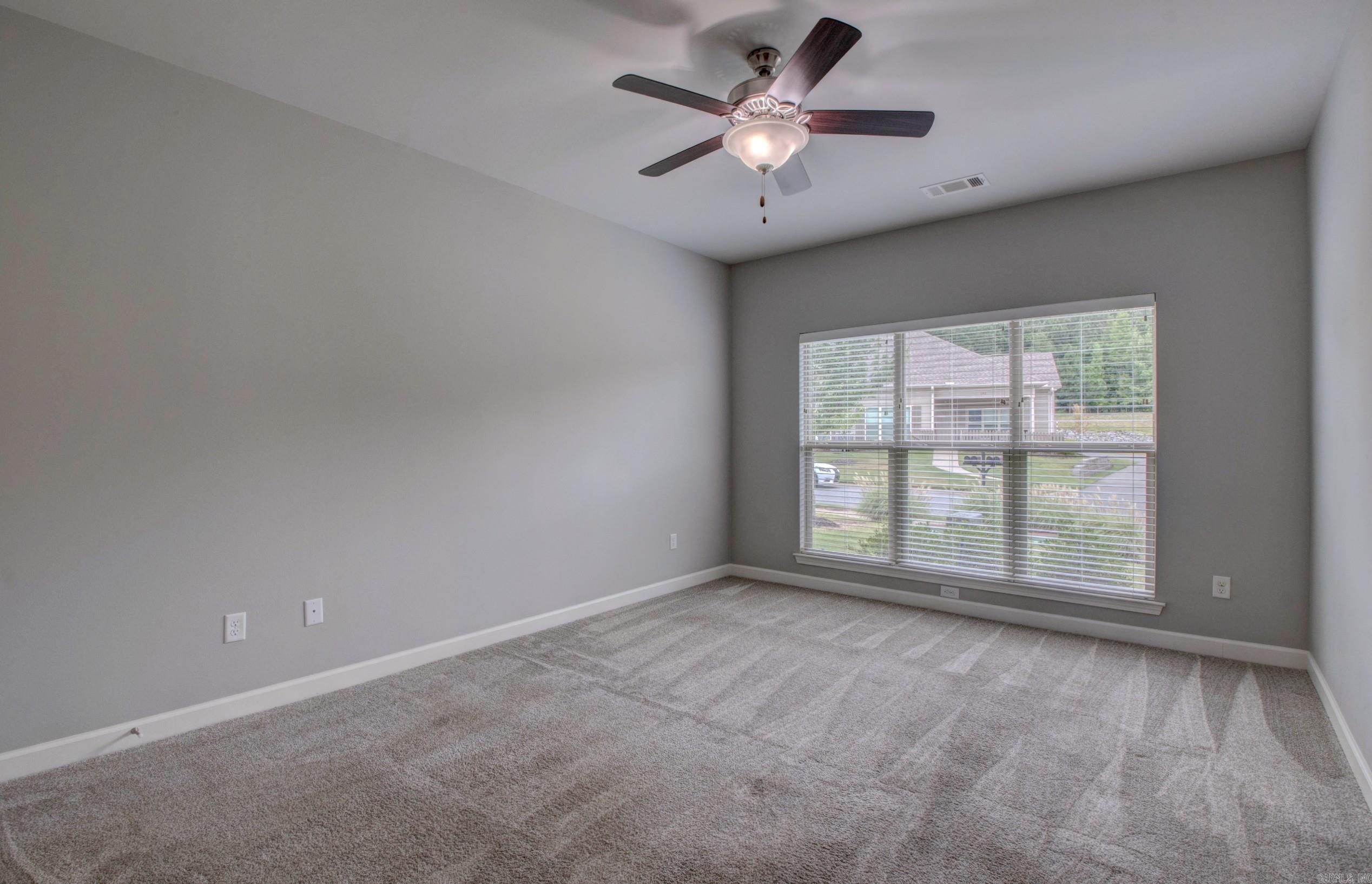 MOUNTAIN TERRACE ESTATES TOWNHOM - Residential