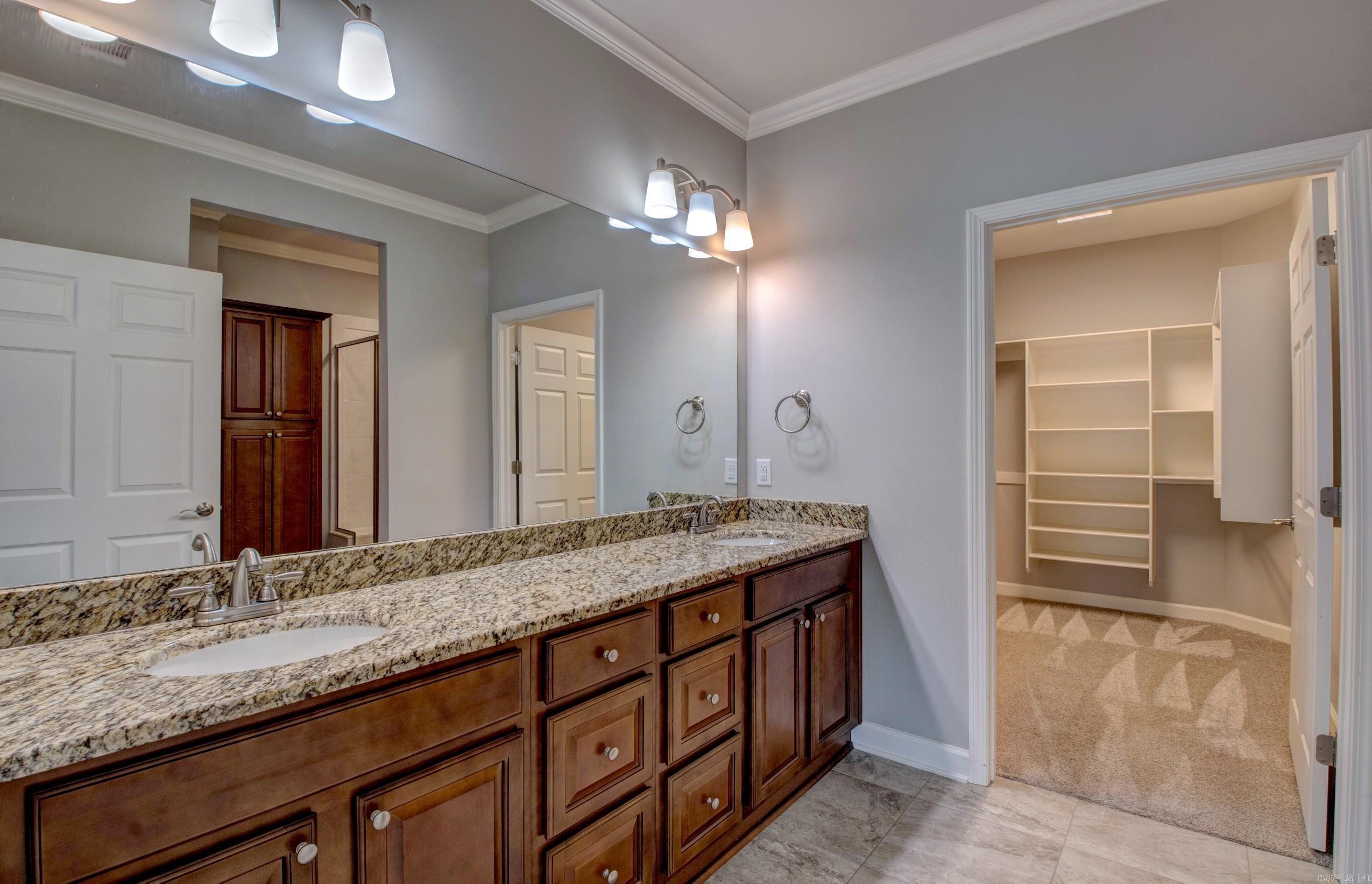 MOUNTAIN TERRACE ESTATES TOWNHOM - Residential