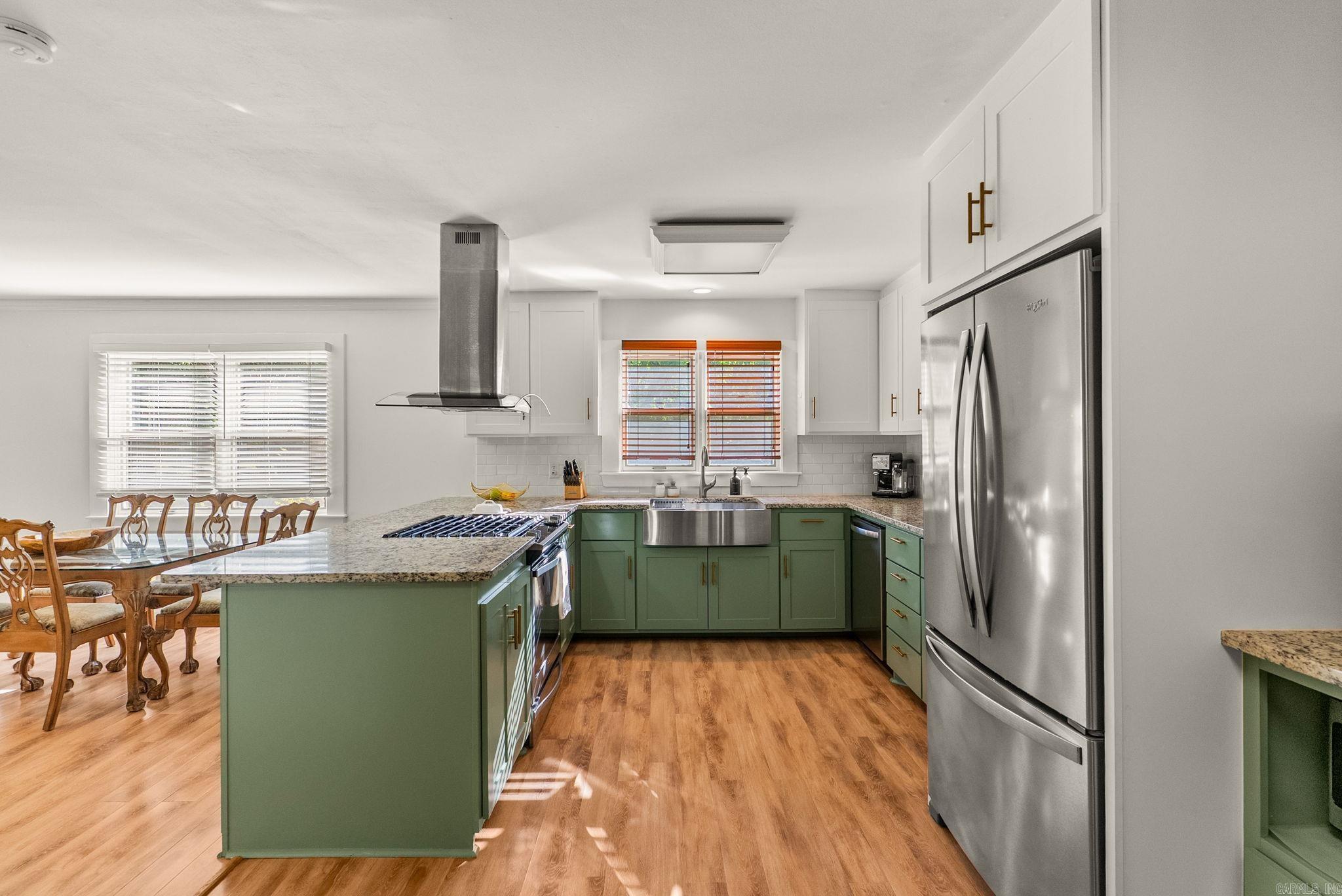PASCHAL HEIGHTS - Residential