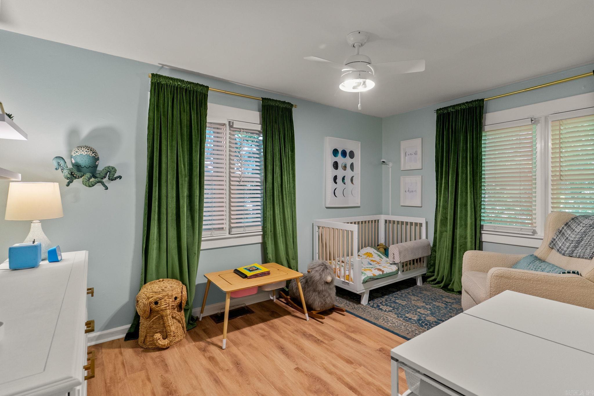 PASCHAL HEIGHTS - Residential