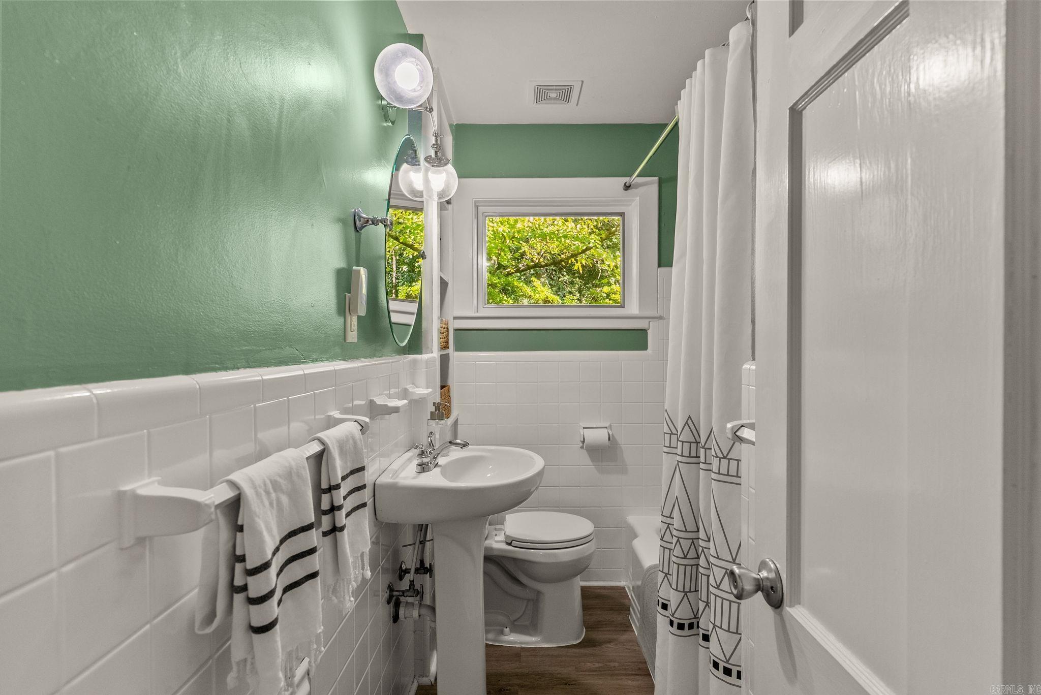 PASCHAL HEIGHTS - Residential