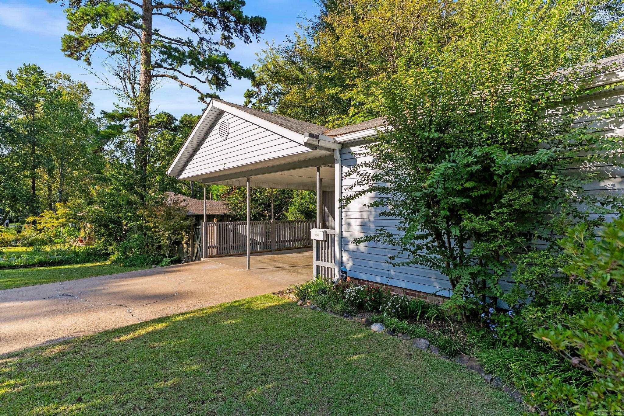 PASCHAL HEIGHTS - Residential