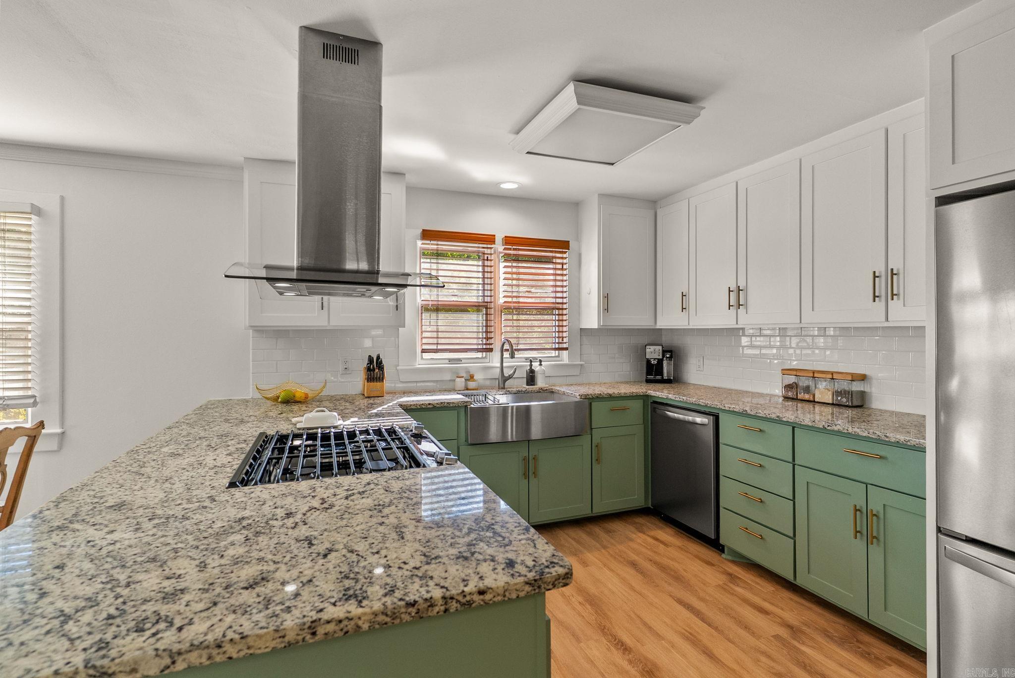 PASCHAL HEIGHTS - Residential