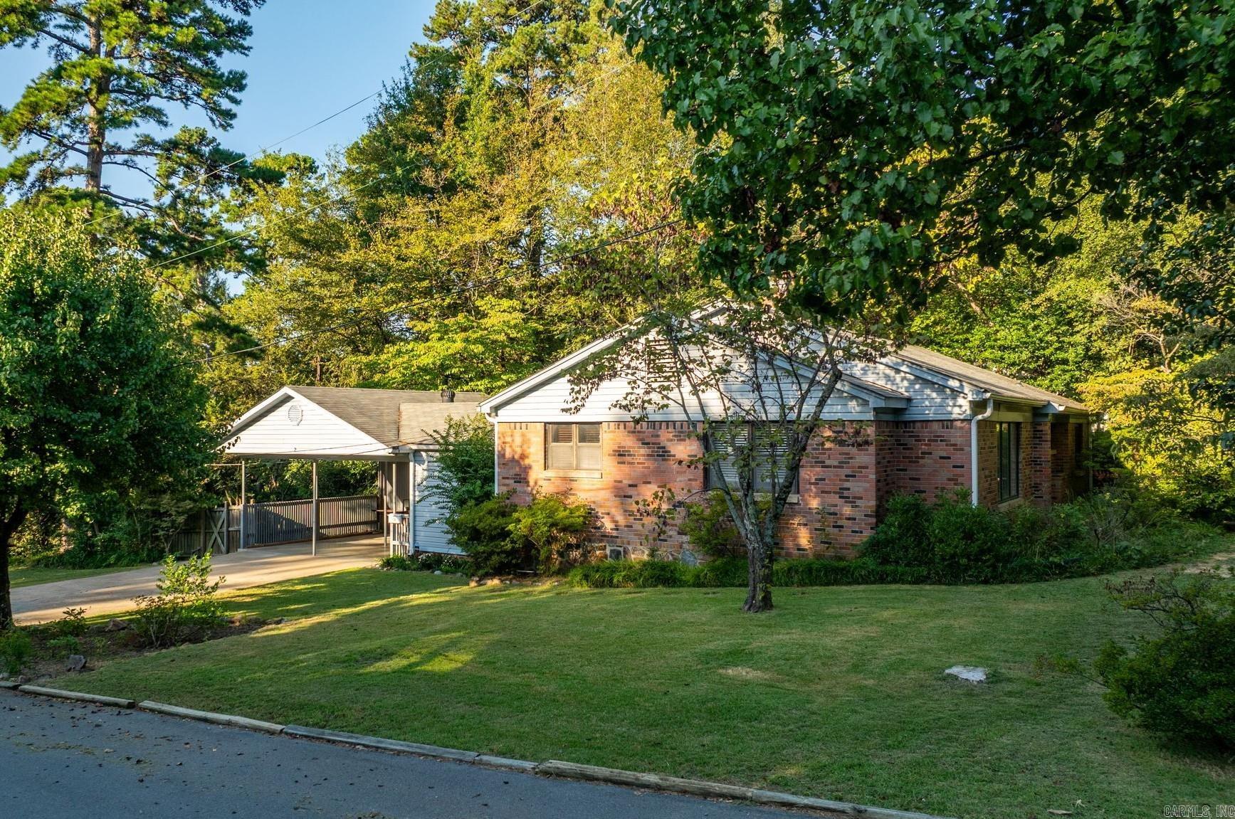 PASCHAL HEIGHTS - Residential