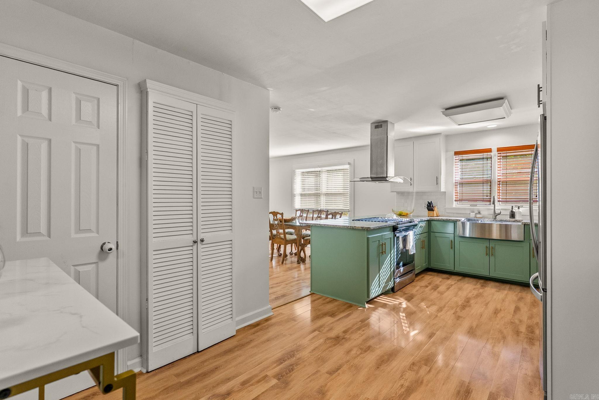 PASCHAL HEIGHTS - Residential