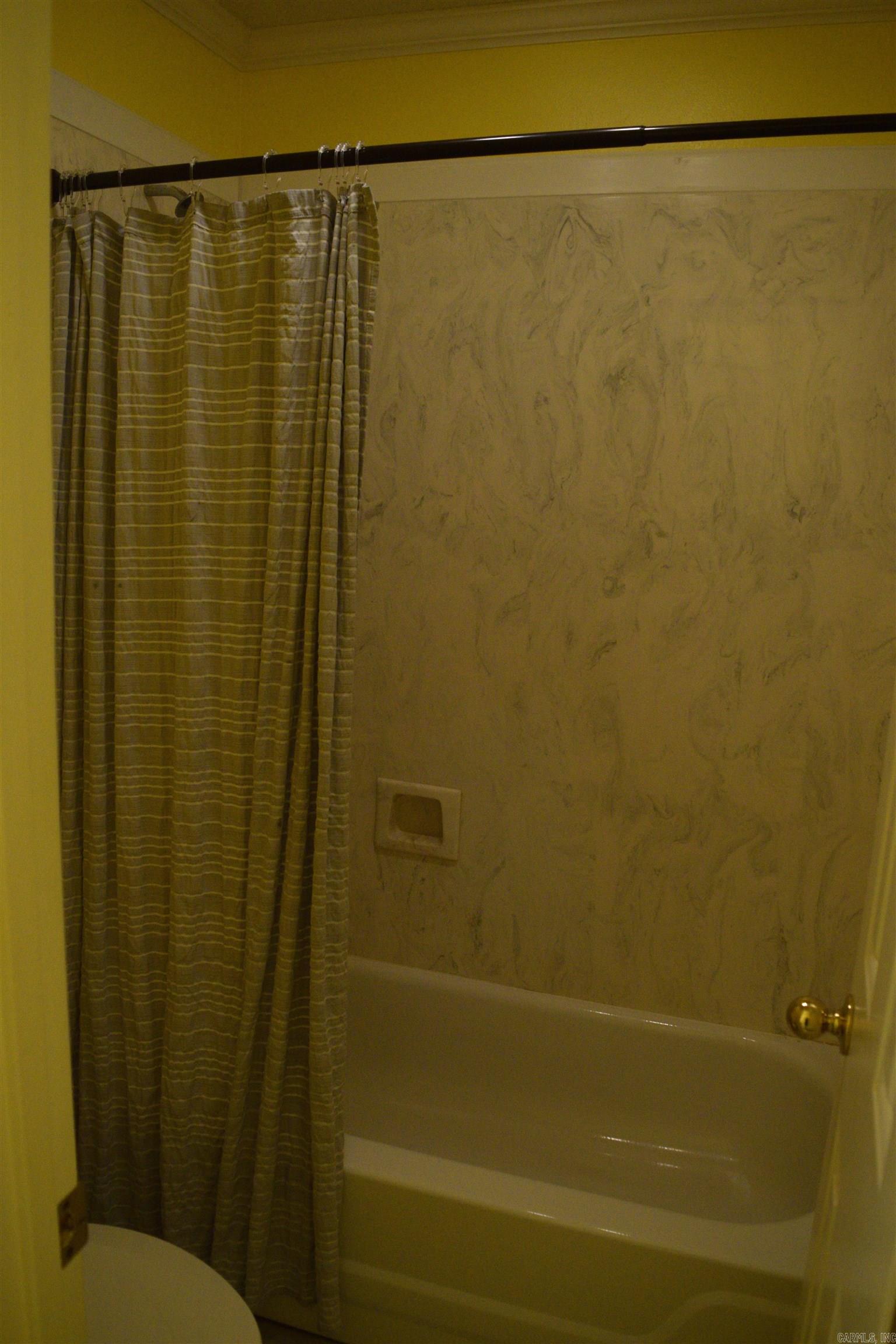 Lakewood Hills Condo - Residential