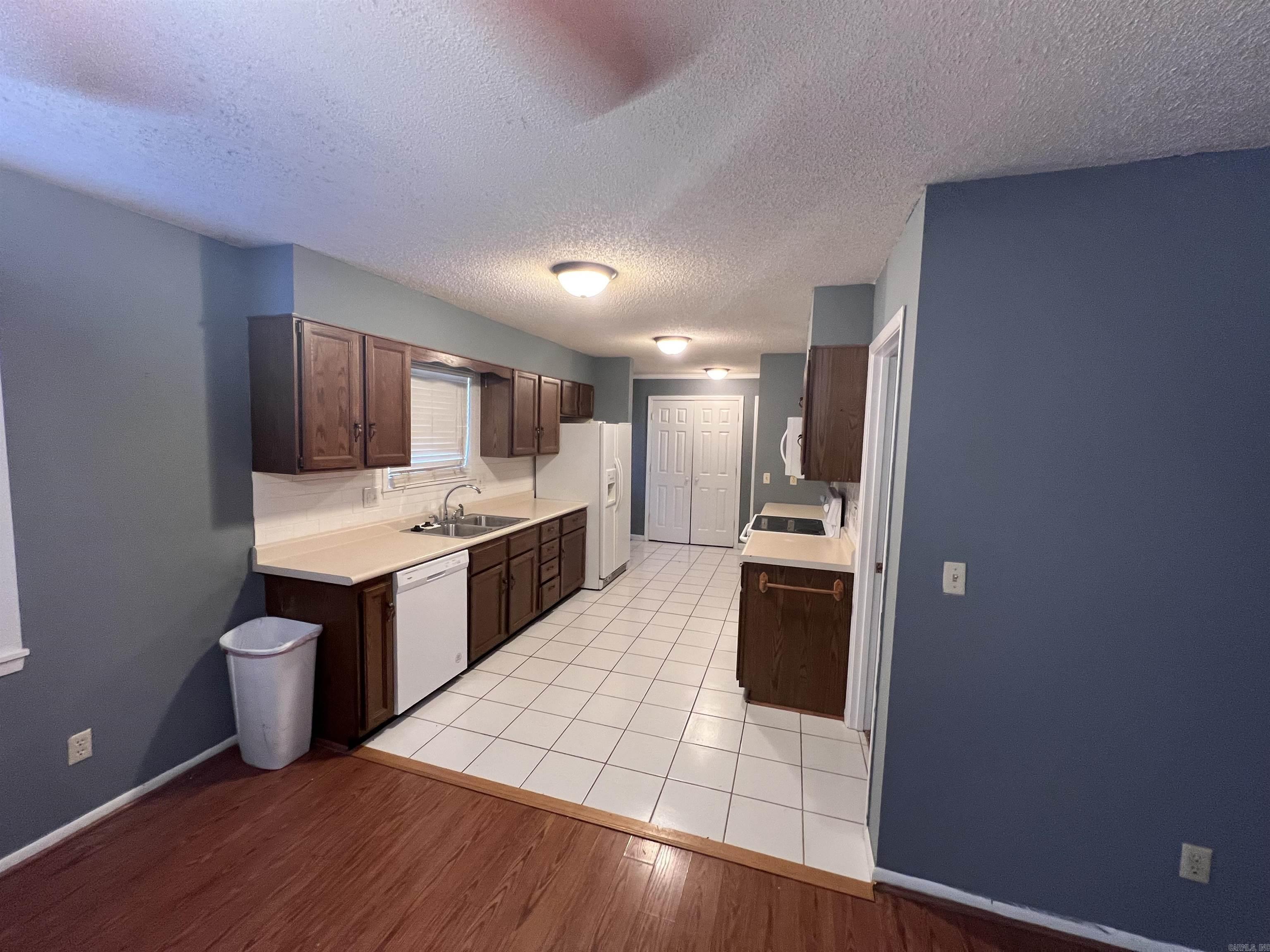 Pruett 2nd - Residential