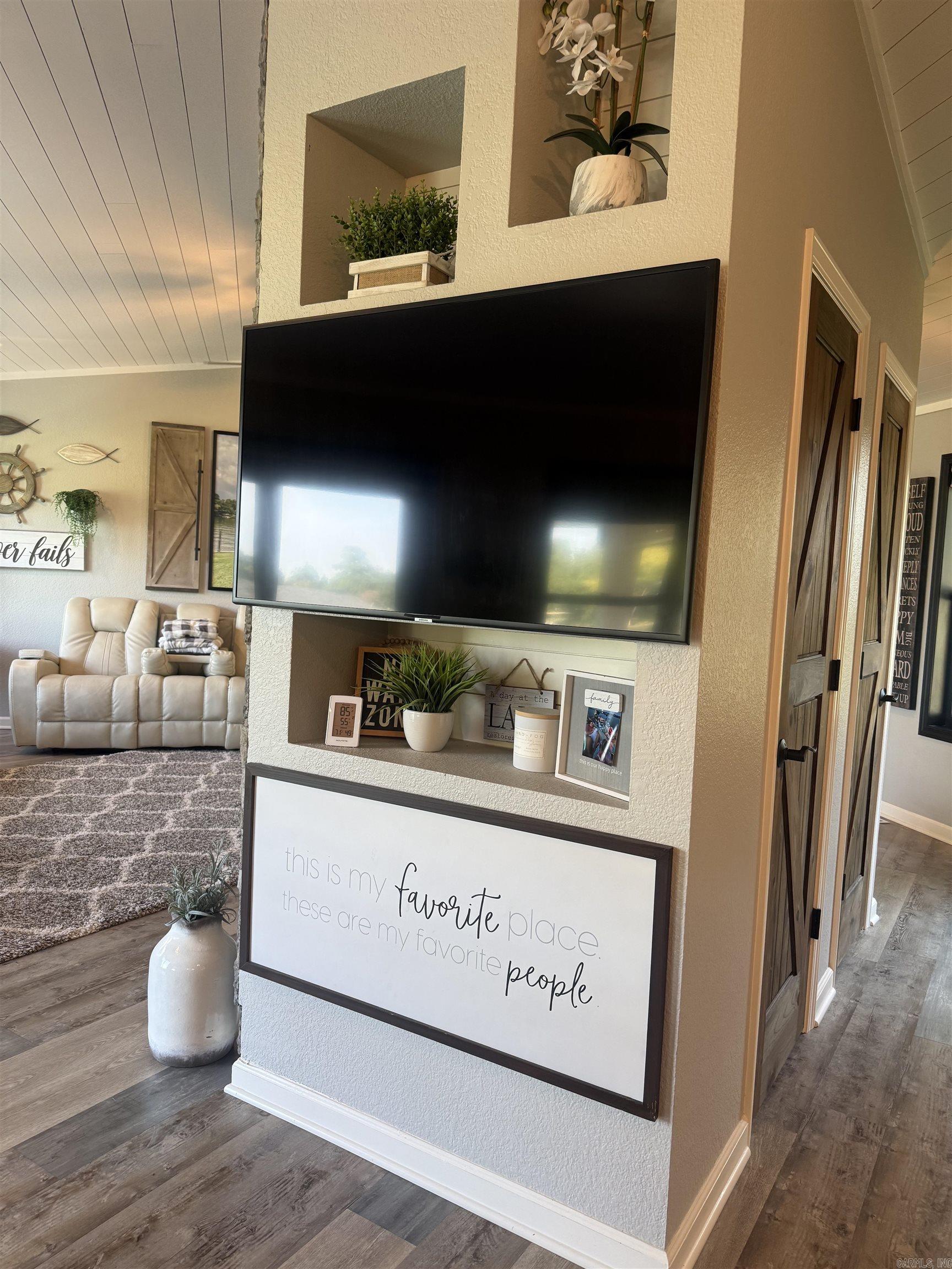 Long Beach - Residential
