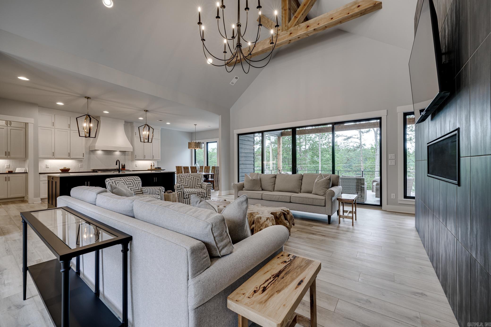 PLEASANT VALLEY - Residential