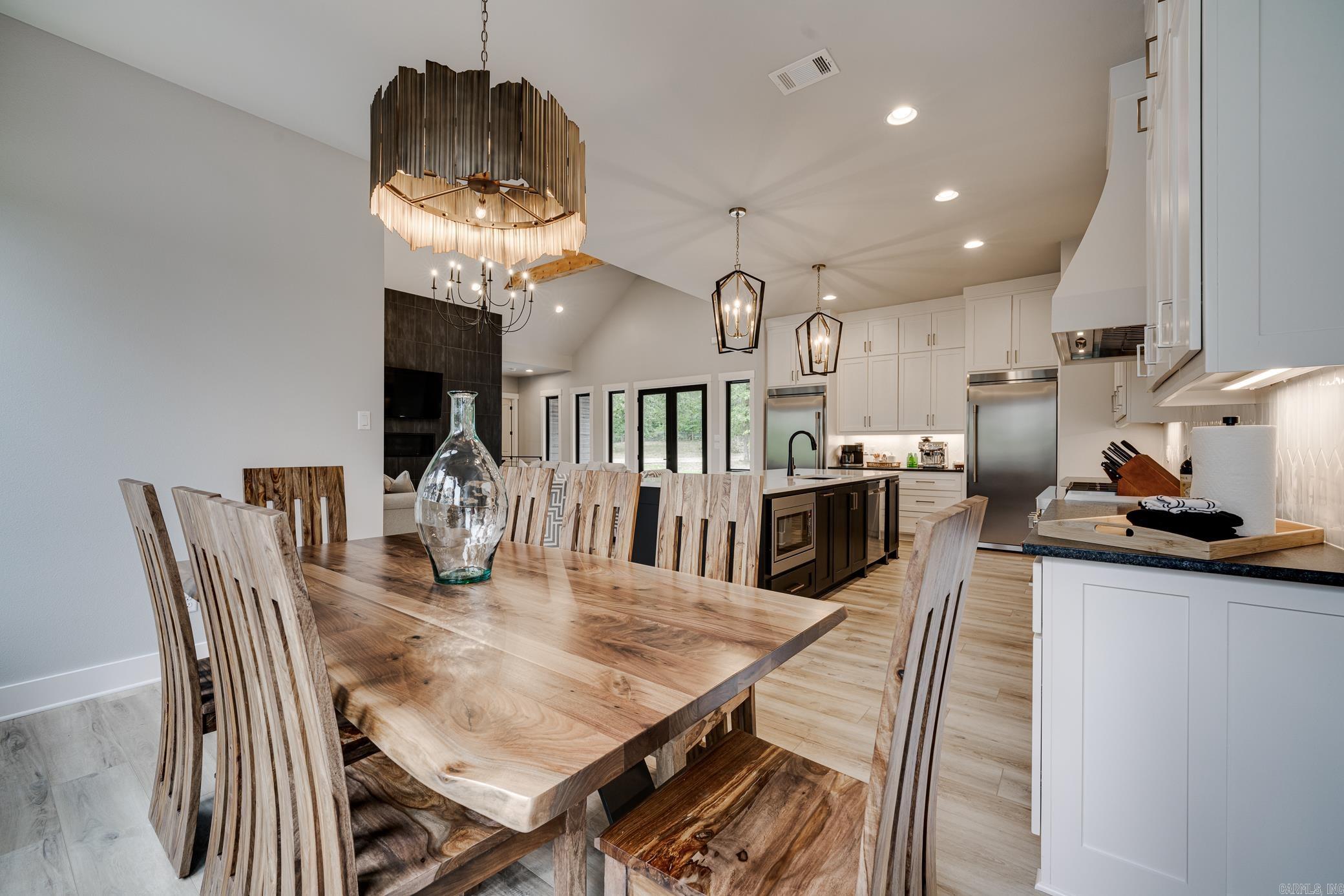 PLEASANT VALLEY - Residential