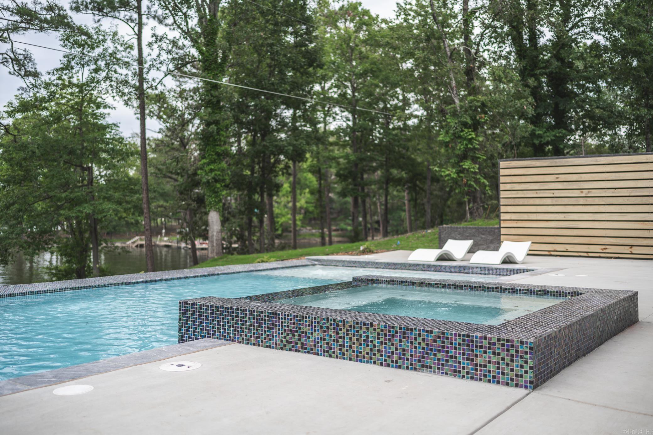 PLEASANT VALLEY - Residential