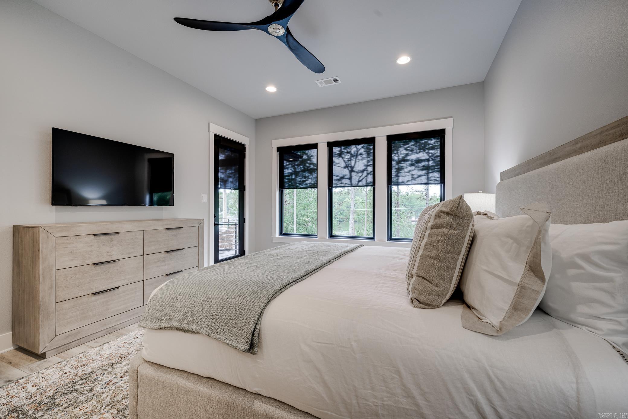 PLEASANT VALLEY - Residential