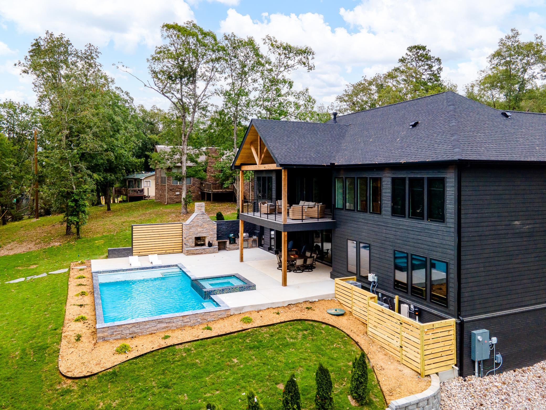 PLEASANT VALLEY - Residential