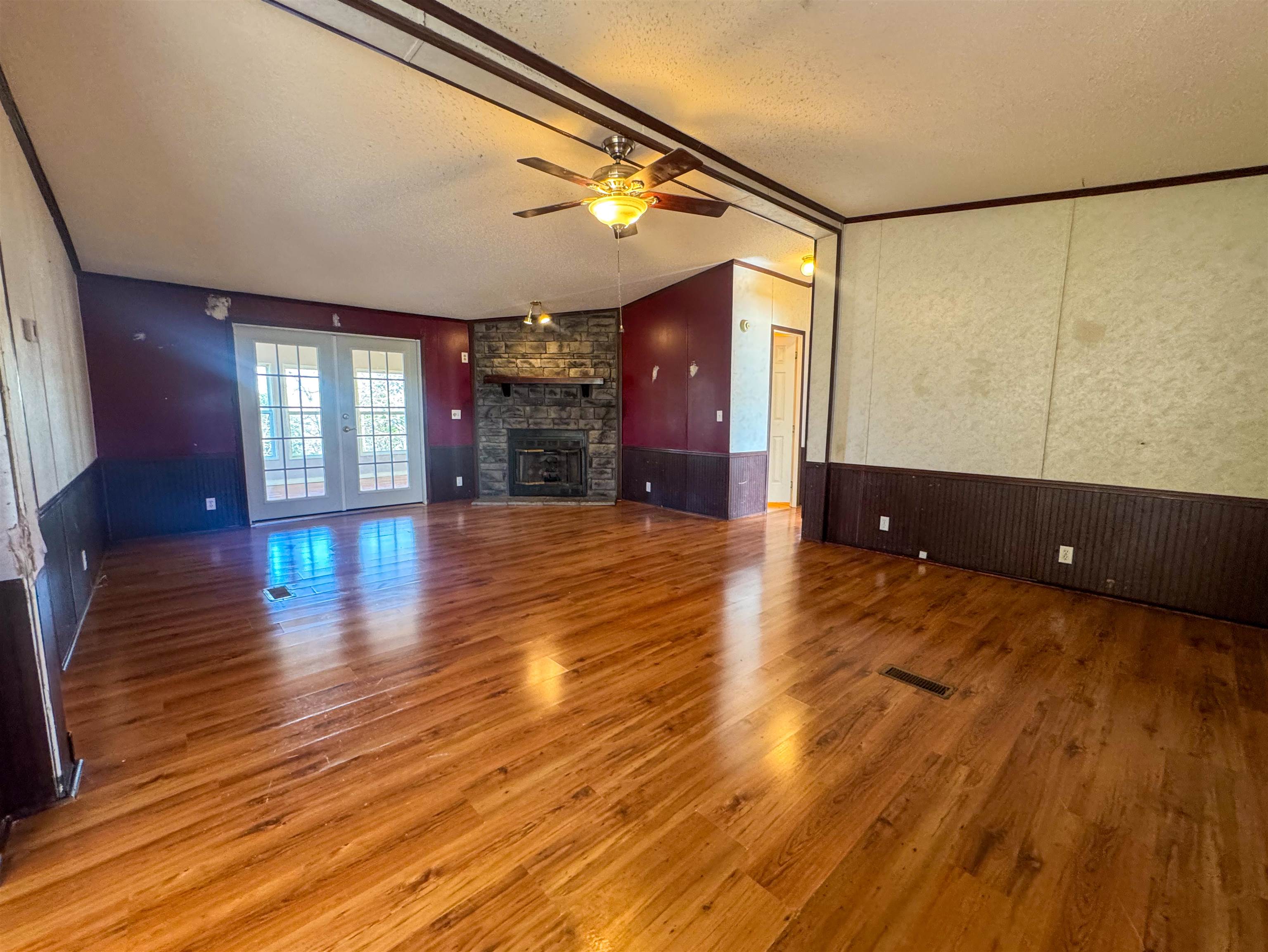 Metes & Bounds - Residential