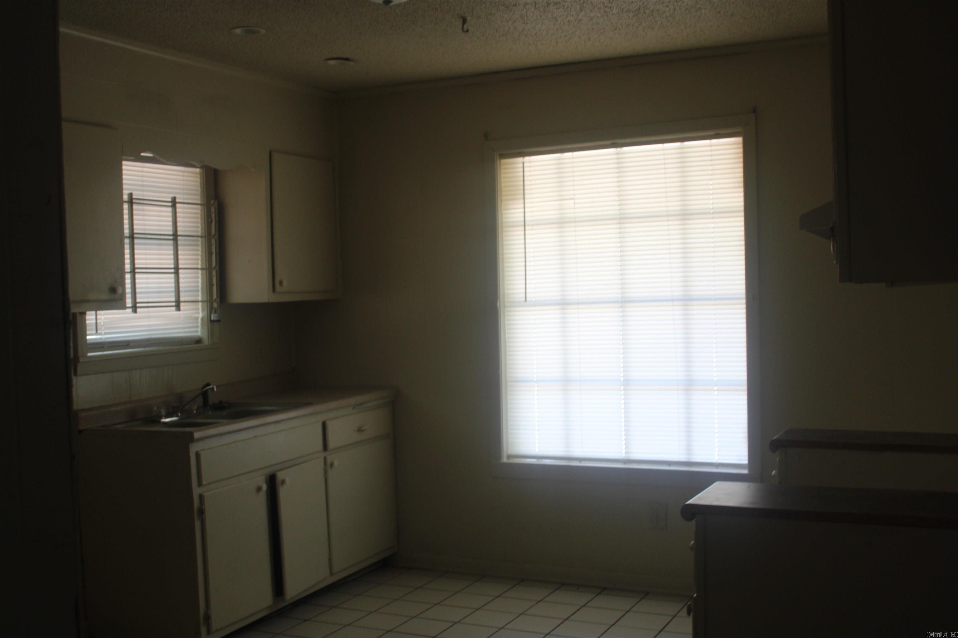 LINCOLN PARK ADD - Residential