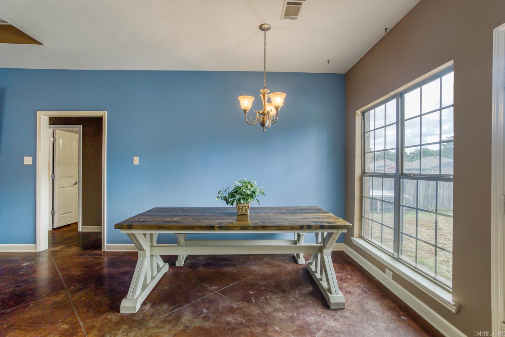 SAGEBRUSH COVE - Residential