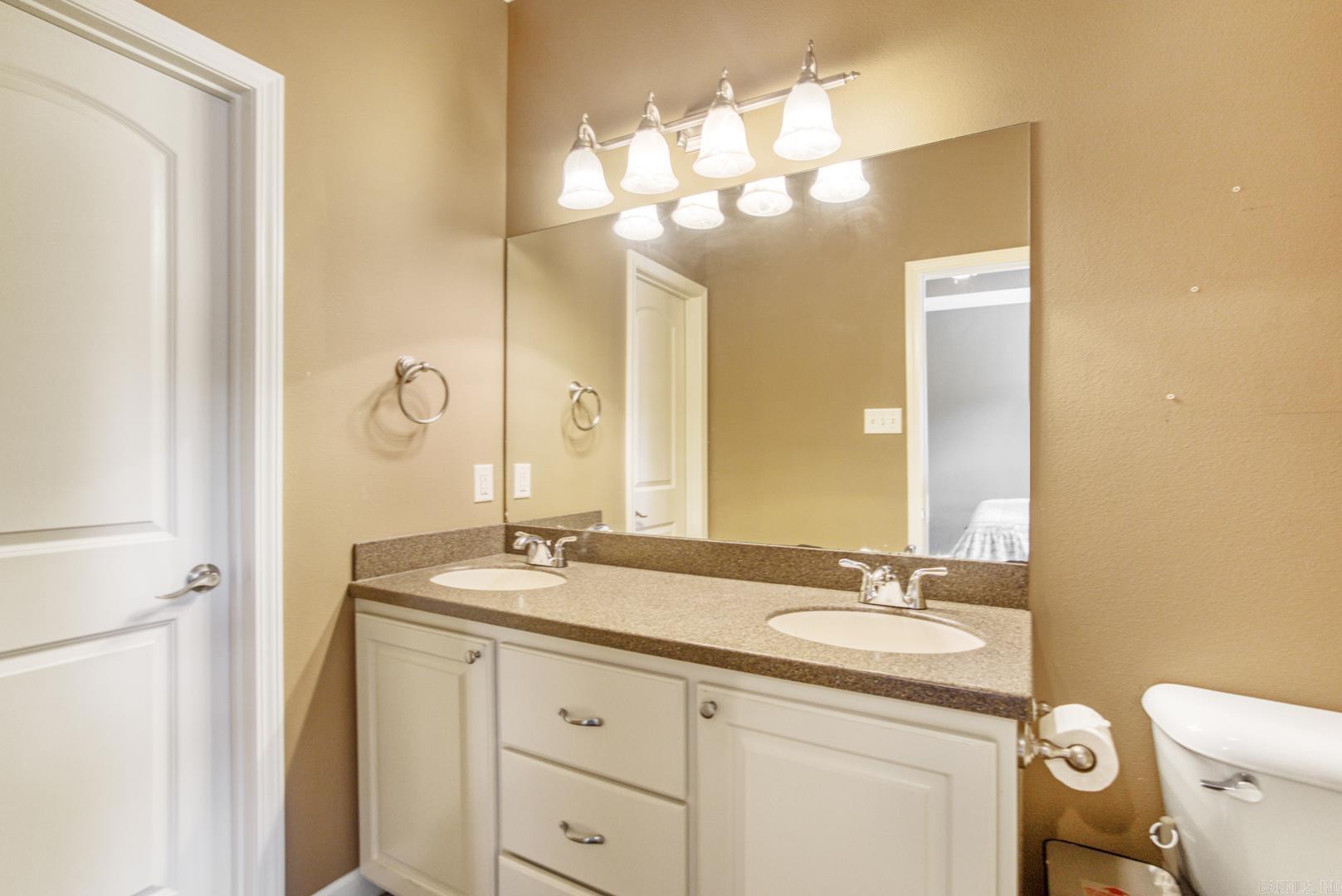 SAGEBRUSH COVE - Residential