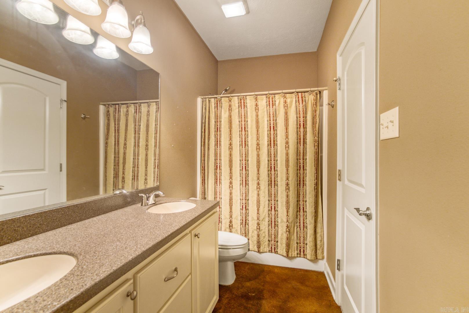 SAGEBRUSH COVE - Residential