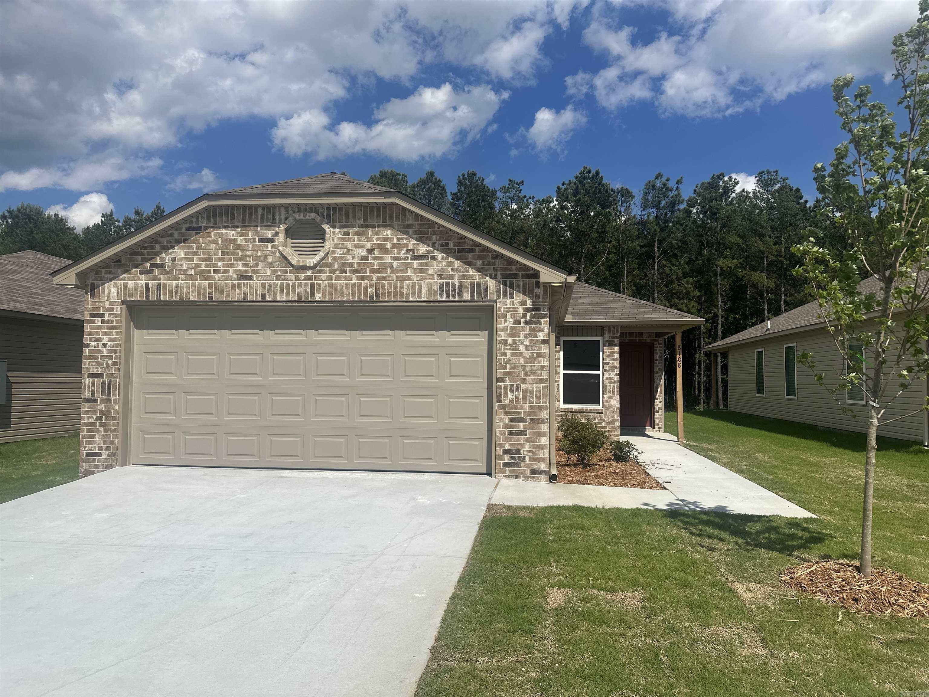 COUNTRY CLUB OF ARK THE - Residential