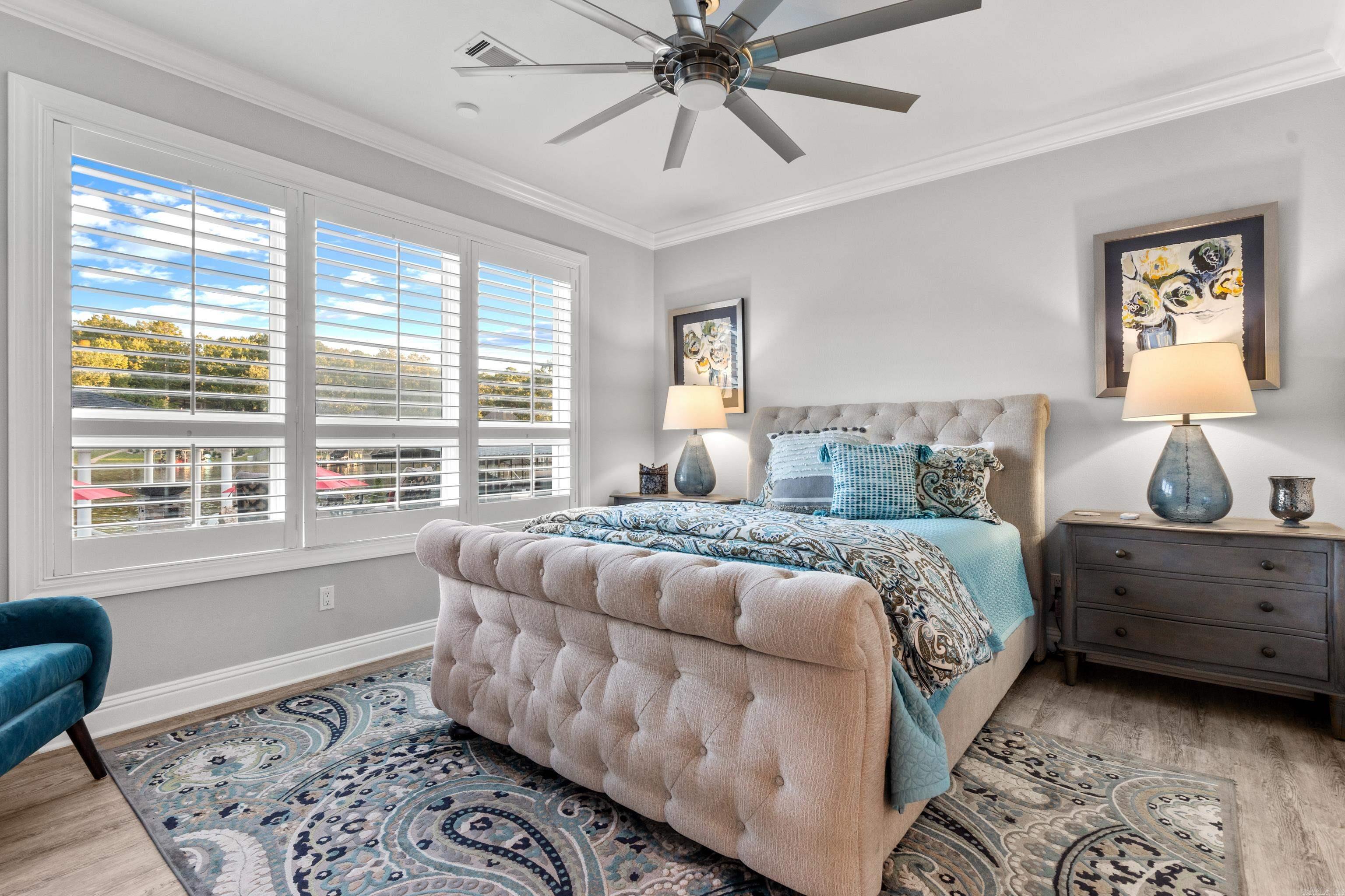 DRIFTWOOD POINT - Residential