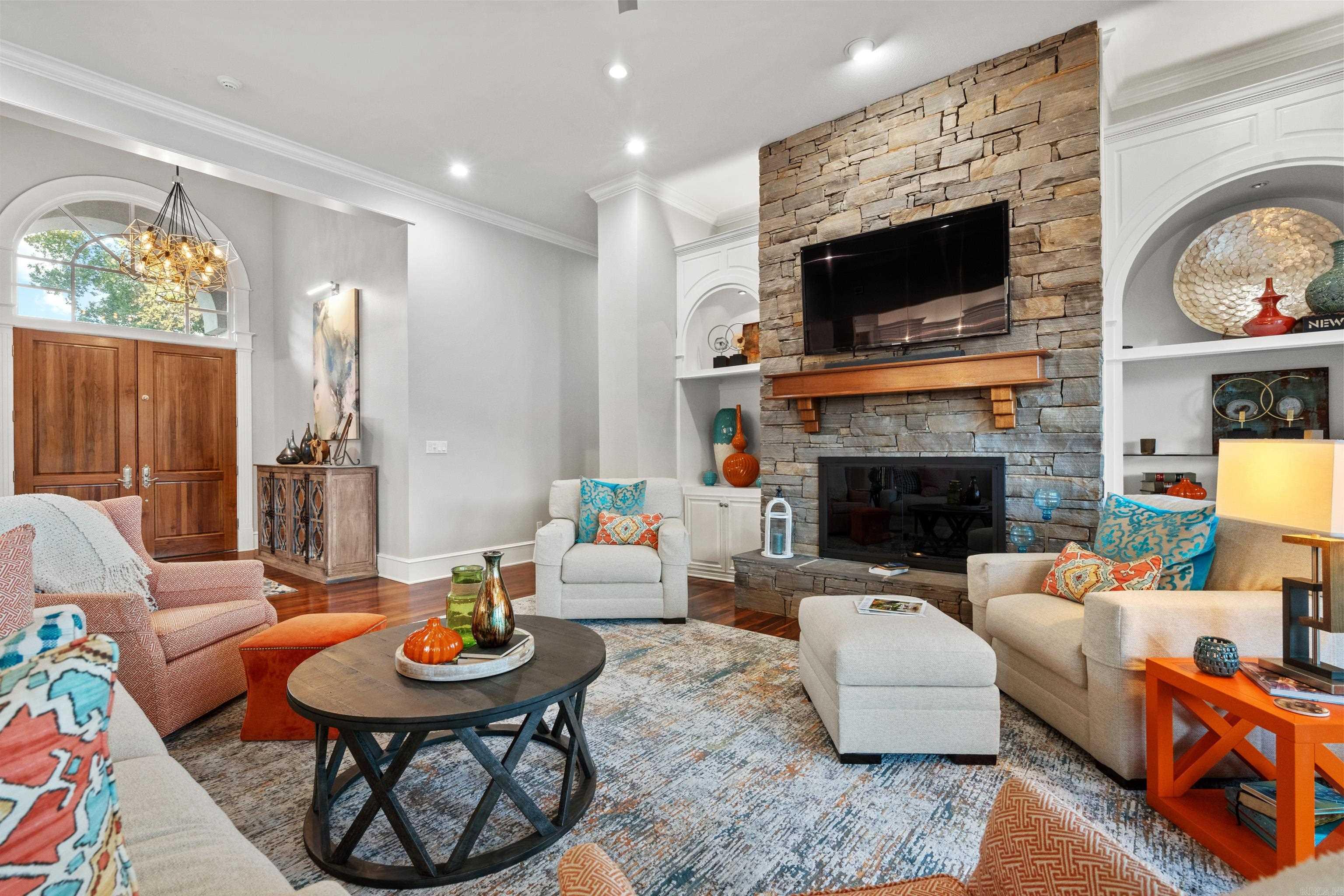 DRIFTWOOD POINT - Residential