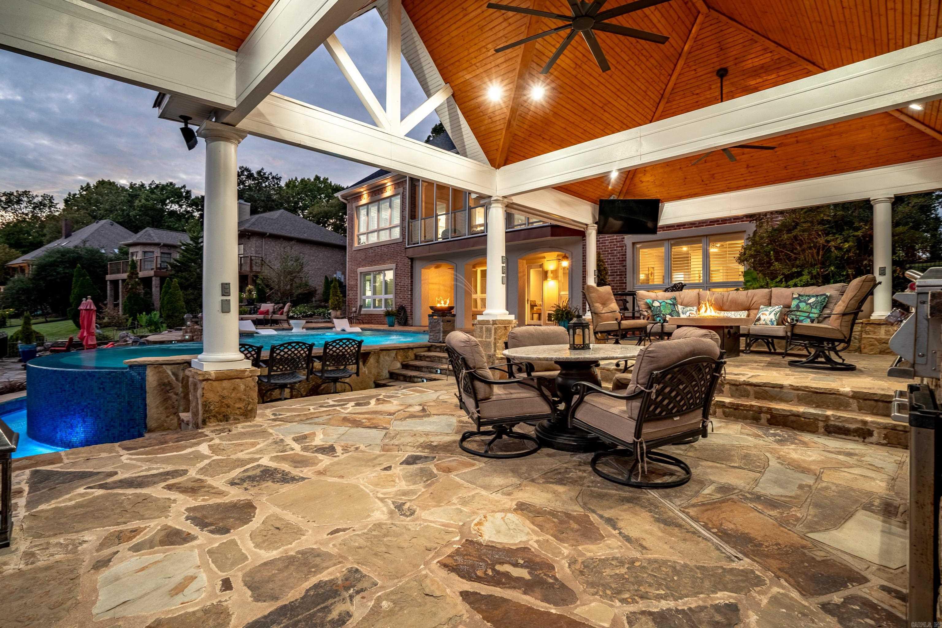 DRIFTWOOD POINT - Residential