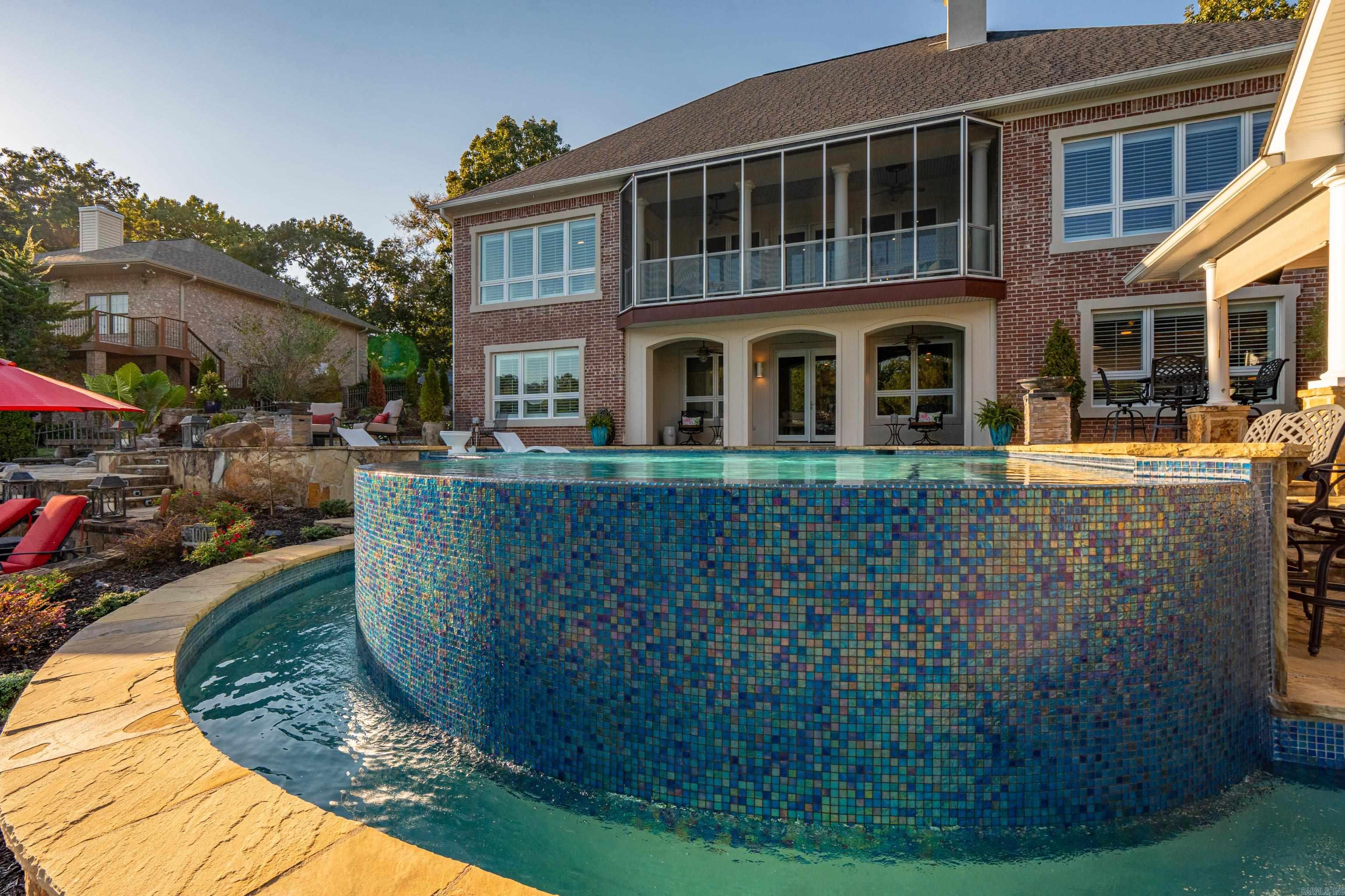 DRIFTWOOD POINT - Residential