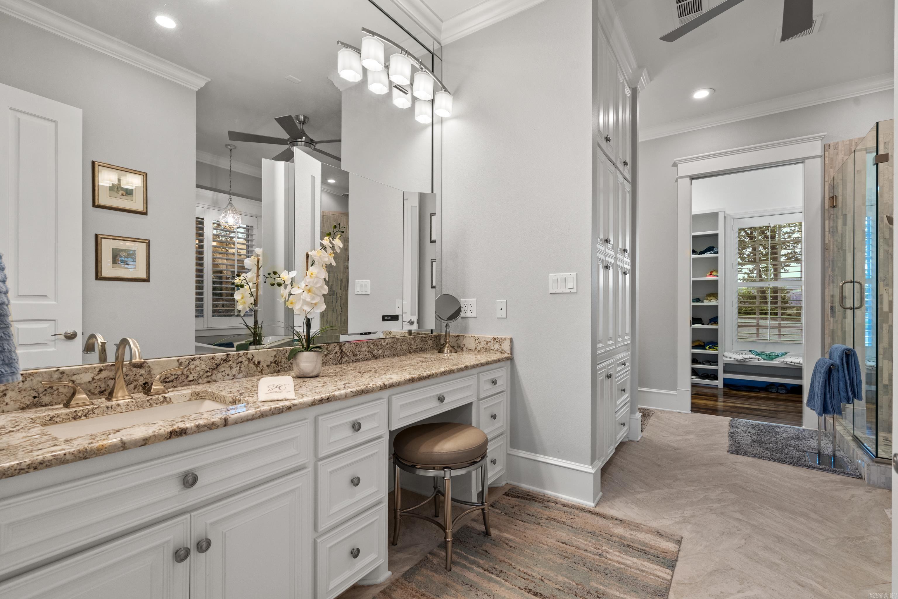 DRIFTWOOD POINT - Residential