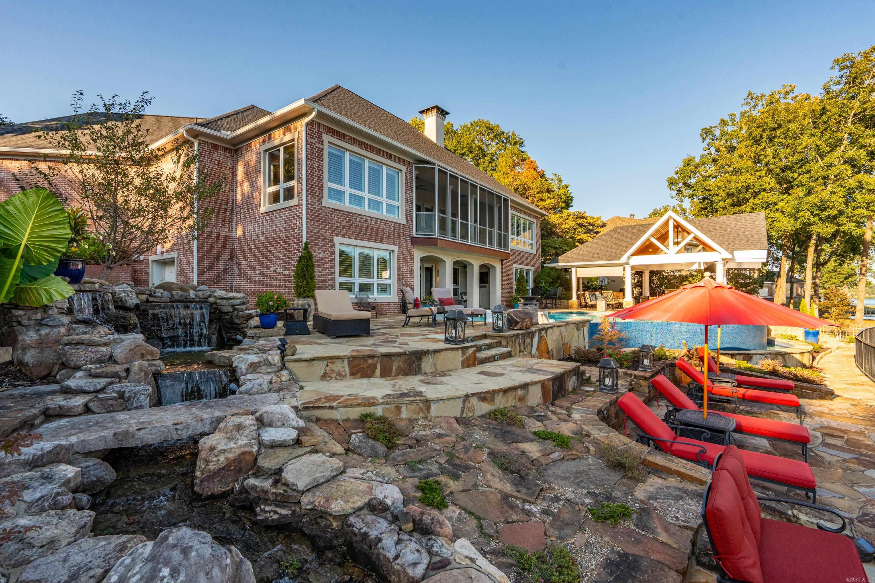 DRIFTWOOD POINT - Residential