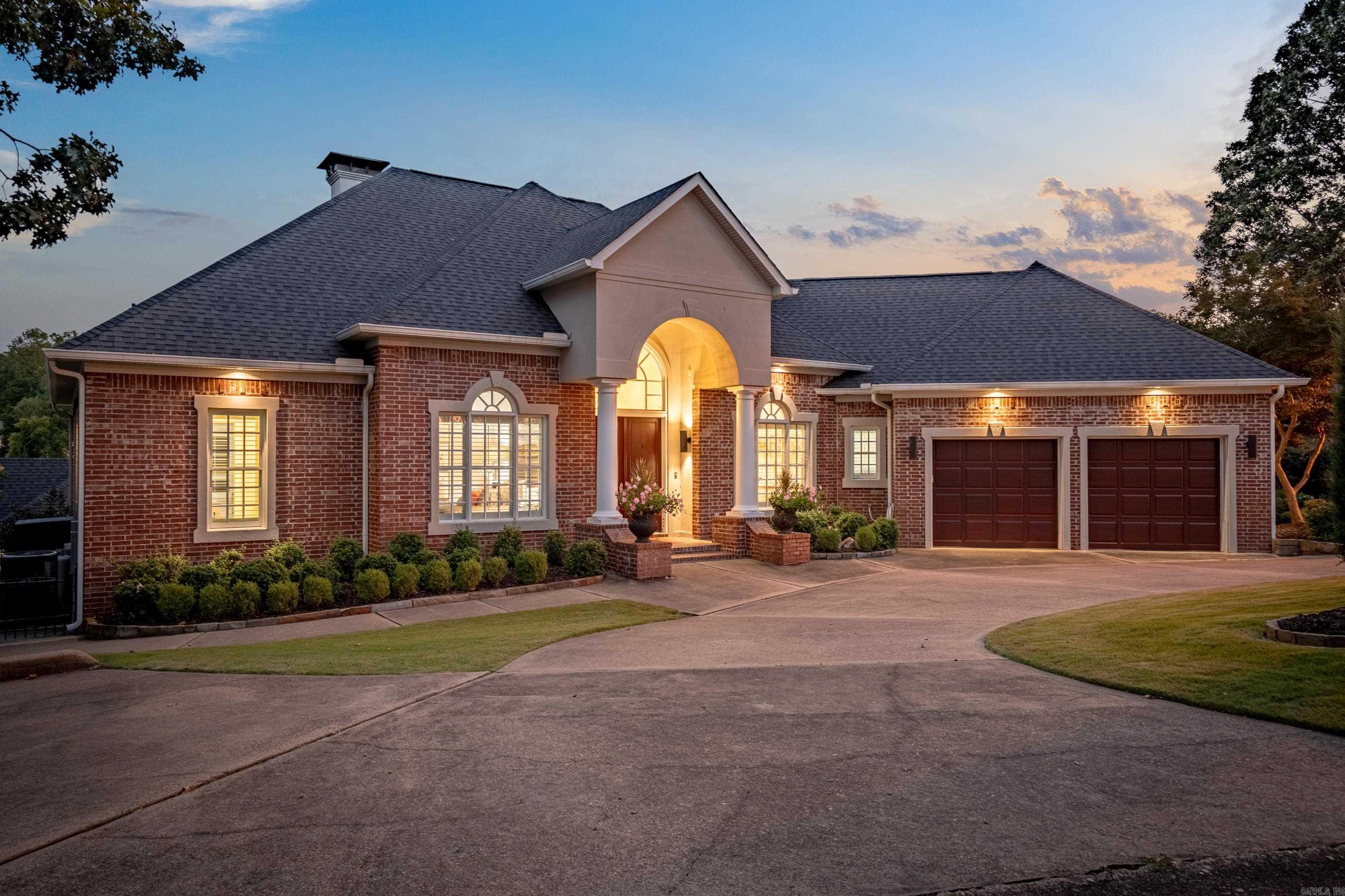 DRIFTWOOD POINT - Residential