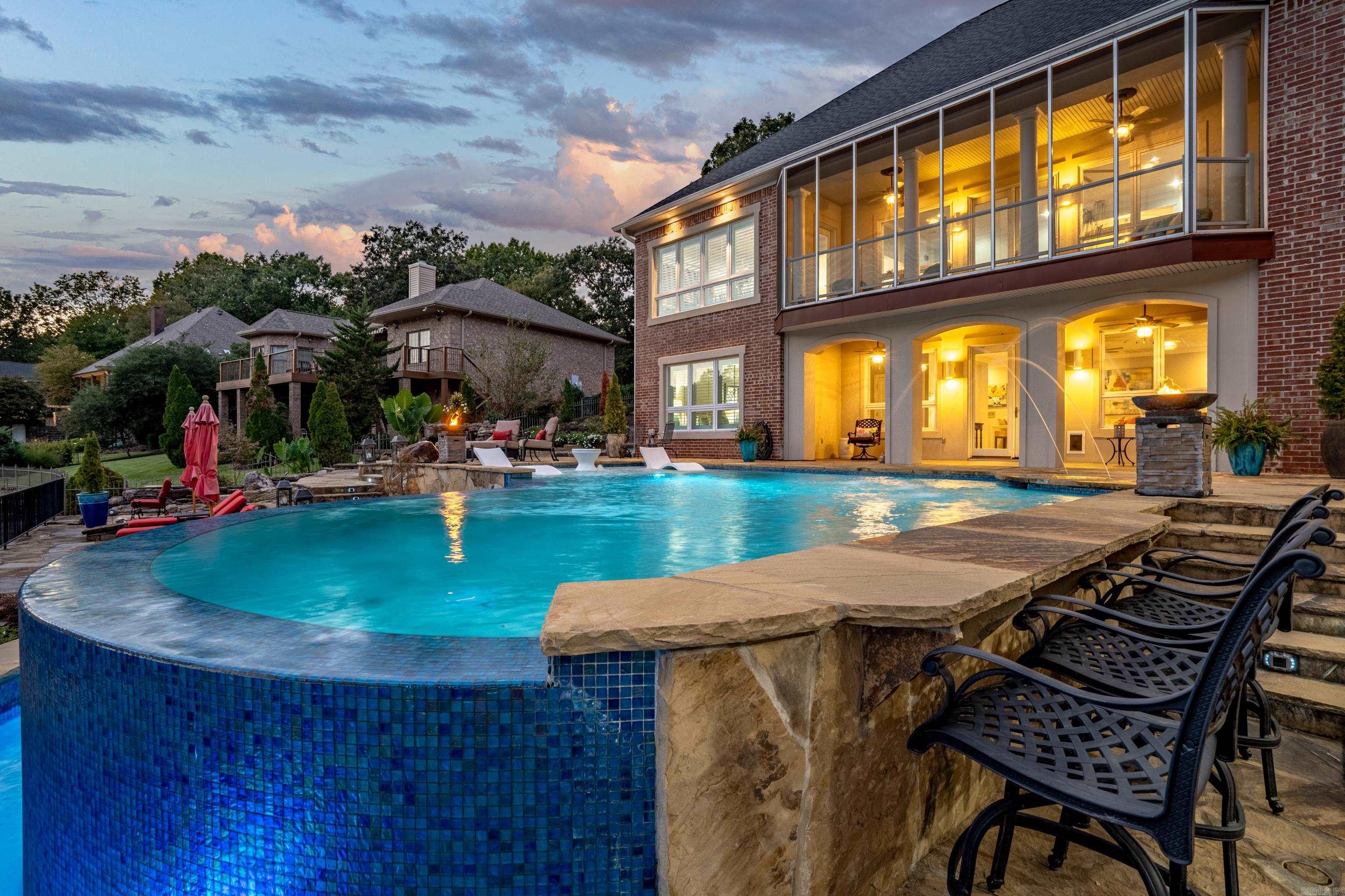 DRIFTWOOD POINT - Residential