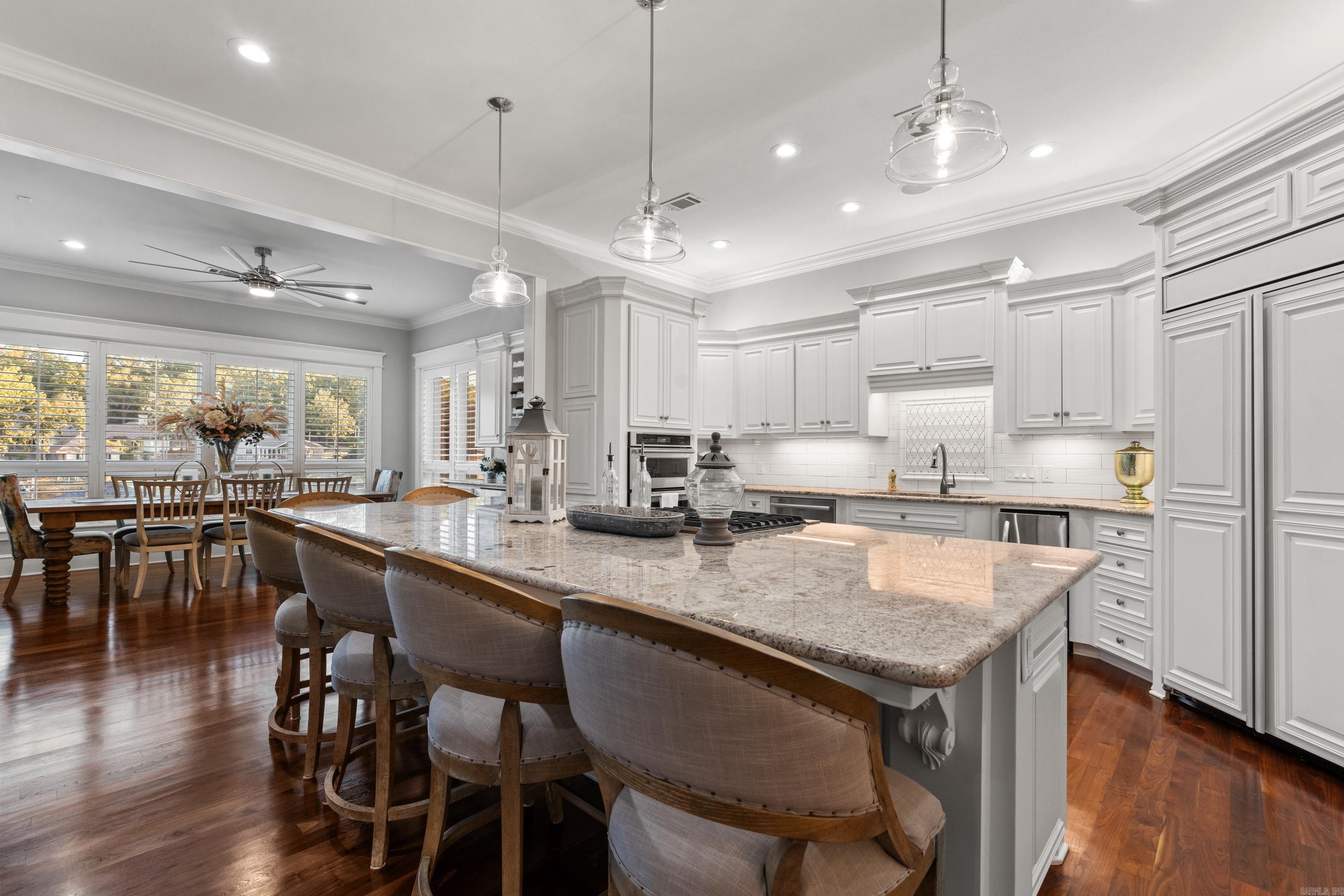 DRIFTWOOD POINT - Residential